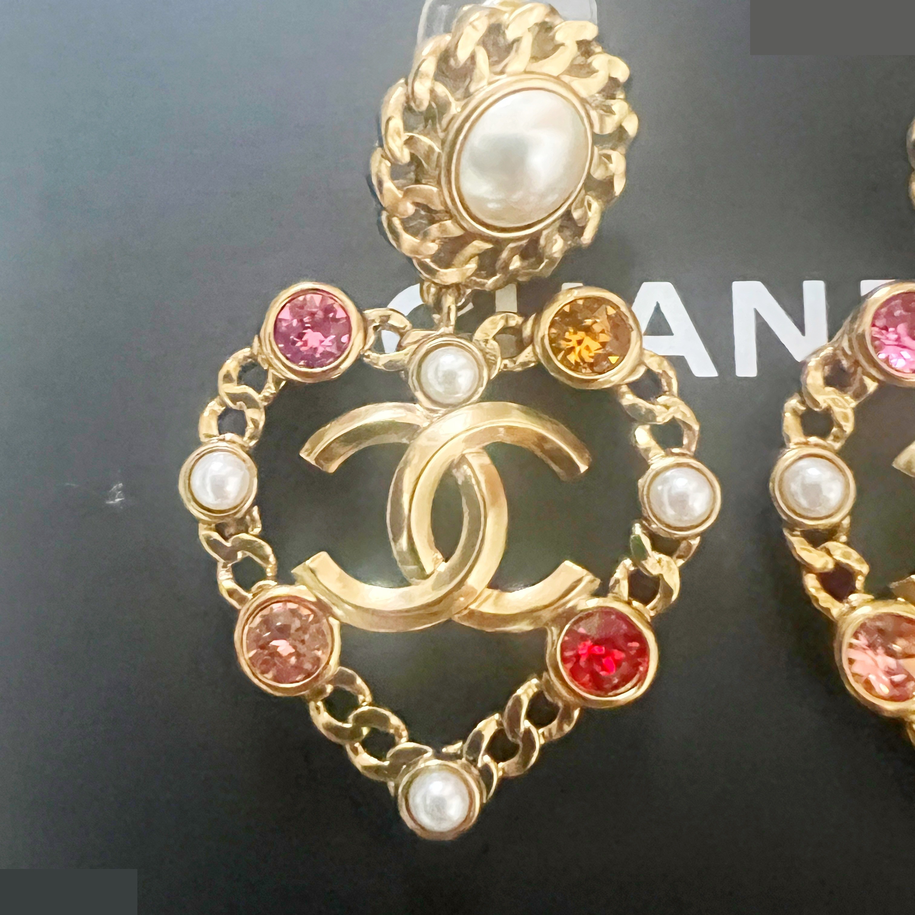 A21P Heart Color Stone Earrings — view 3