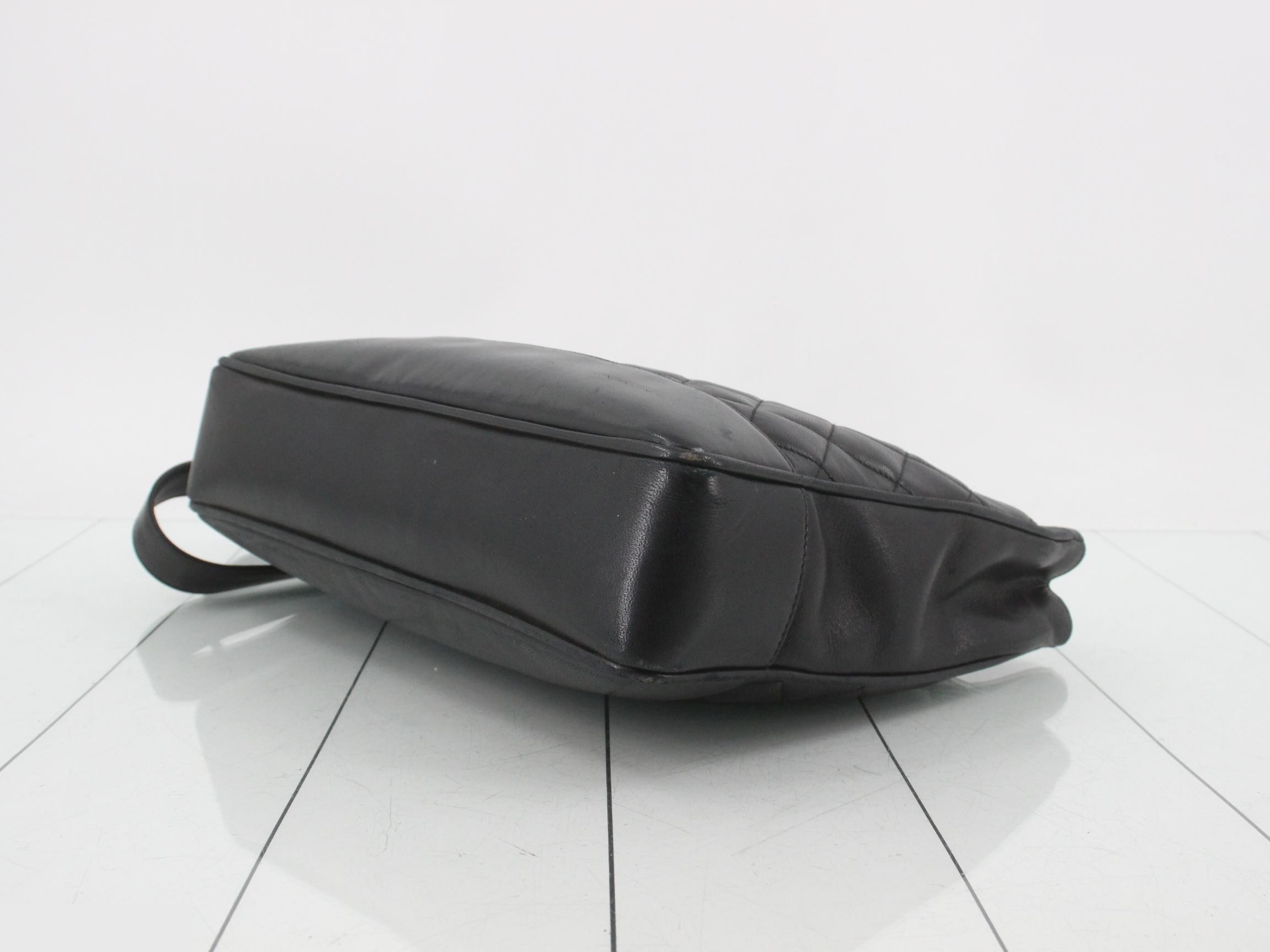 Matelassé Chain Tote Bag — view 6