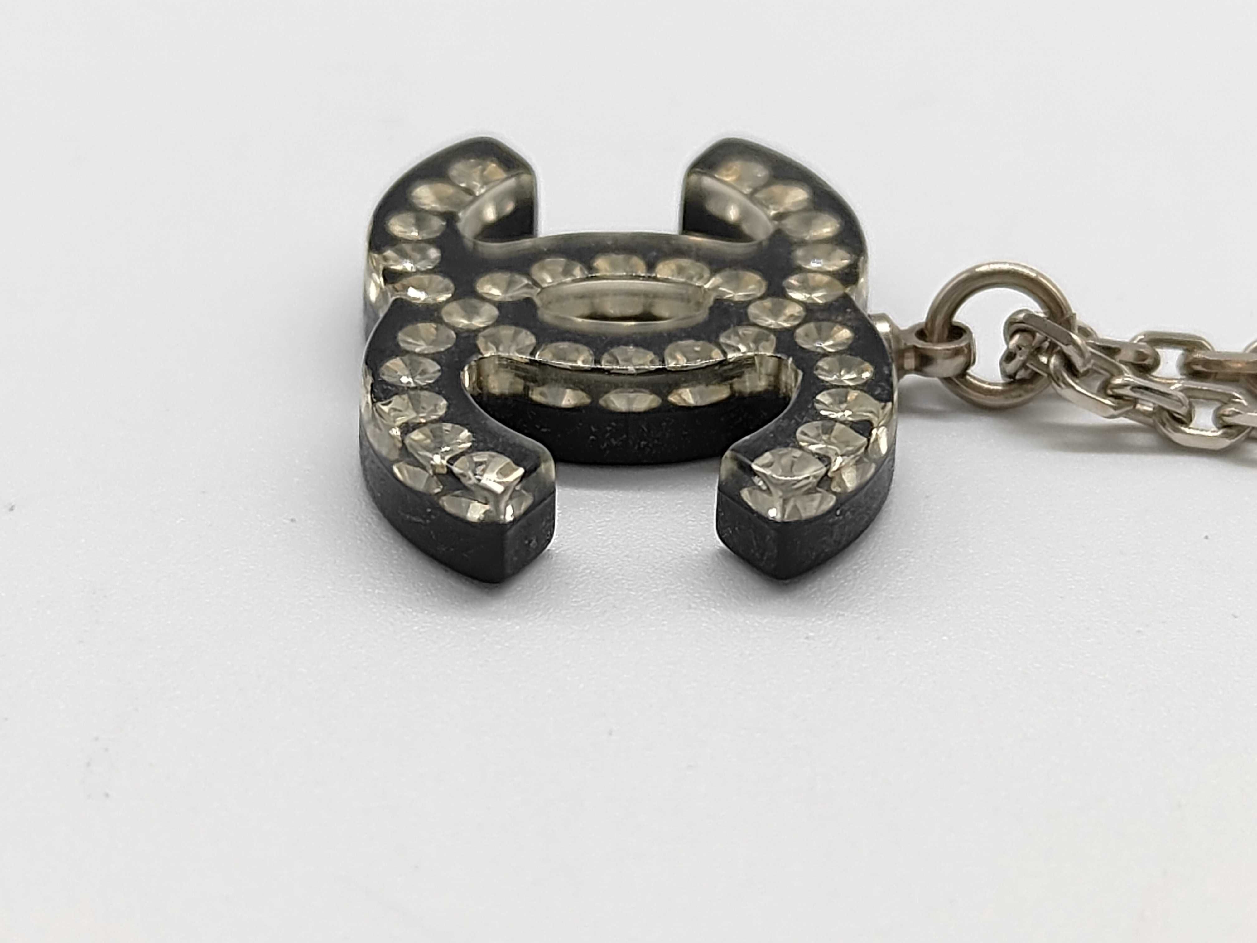 necklace with box, acrylic, silver and black. — view 3