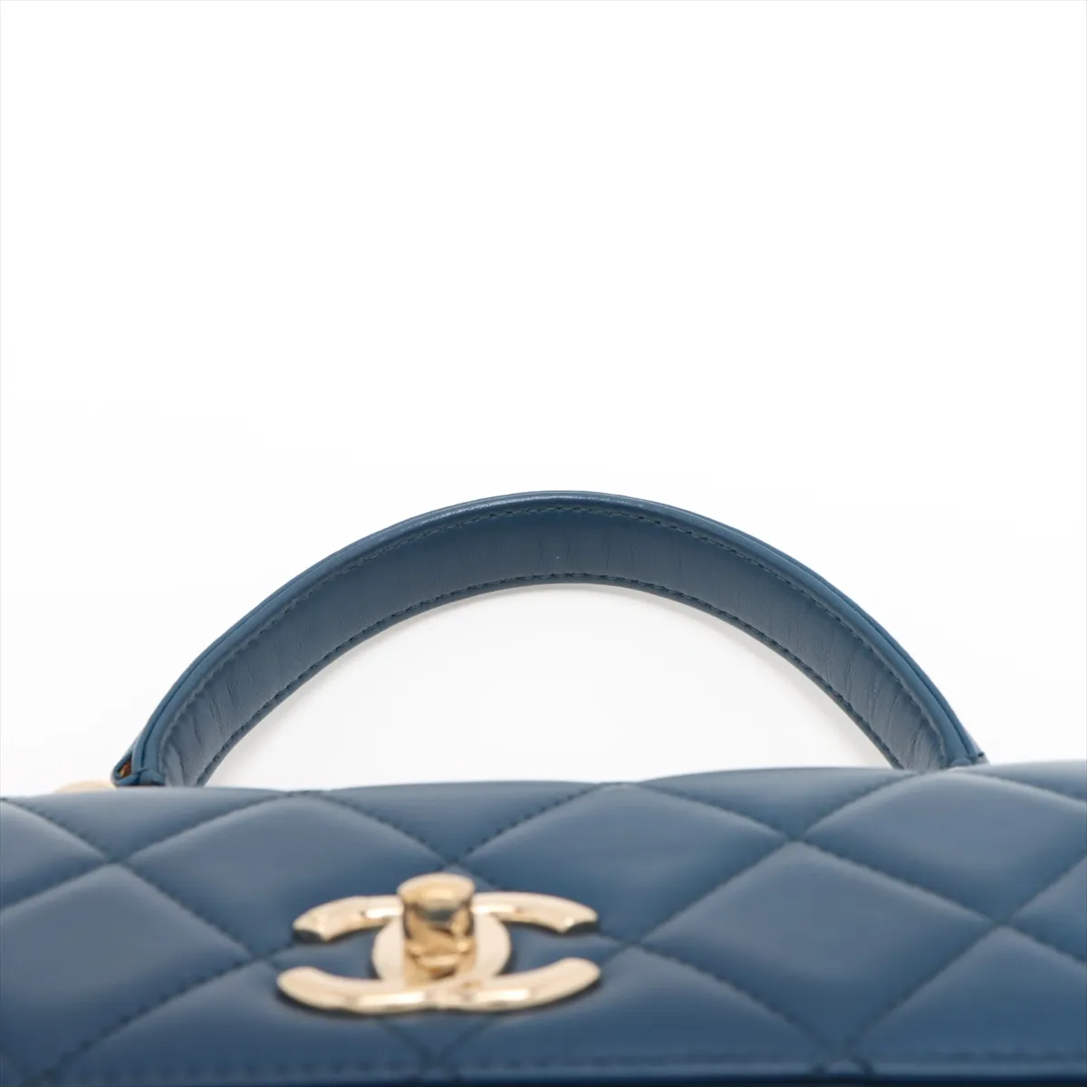 Trendy CC Lambskin 2WAY Handbag Blue Gold Hardware 24732875 24th Series — view 6