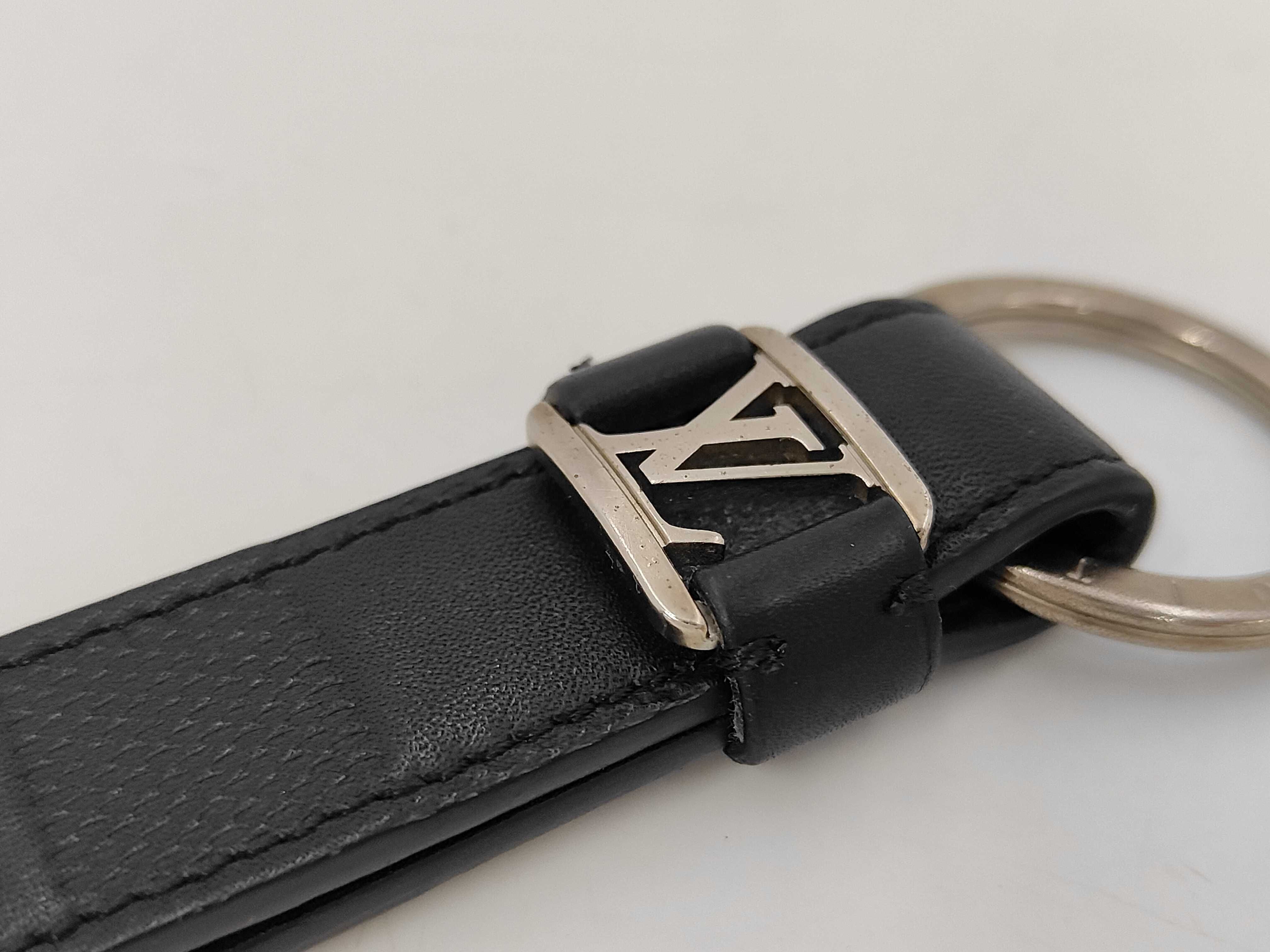 Damier Graphite Louis Vuitton M62710 Damier Graphite Keychain LV Dragonne Keychain CX0127 Key Case/Keychain — view 4
