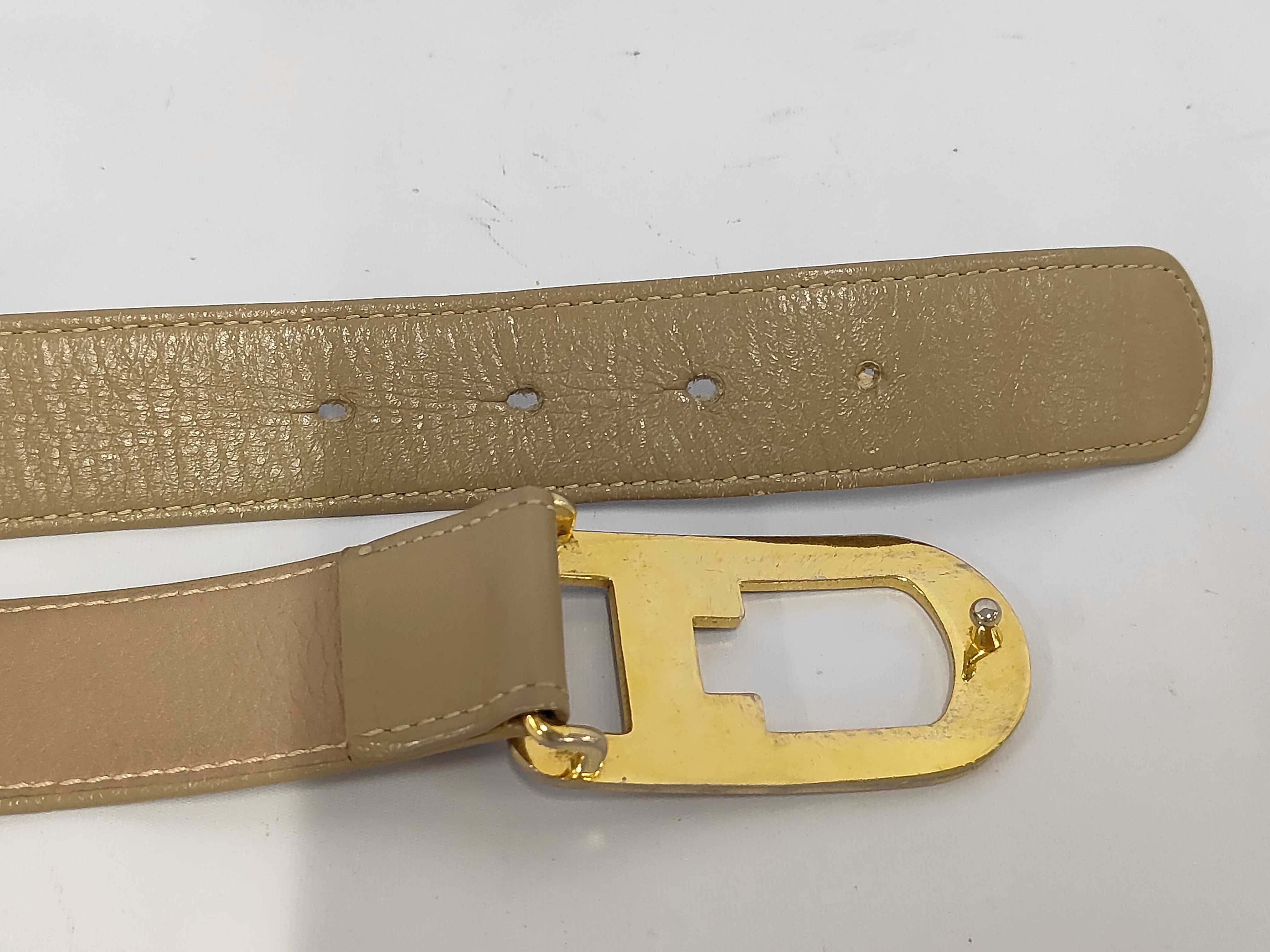 CD logo buckle leather belt, size 70. — view 4