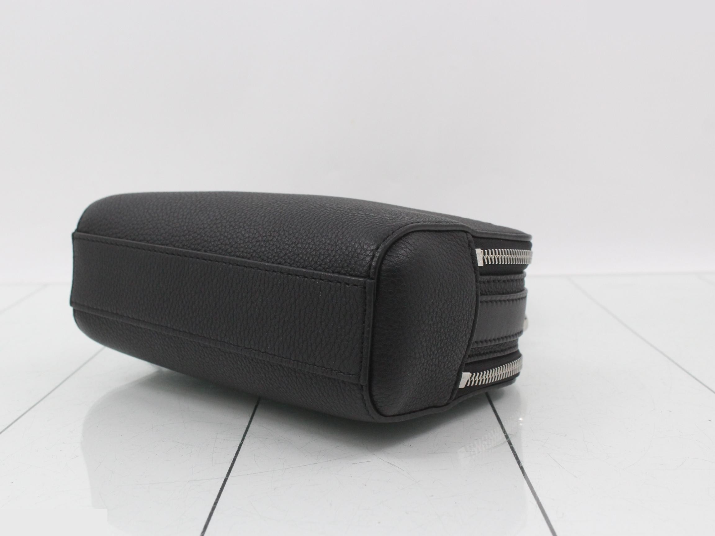 Crossbody Camera Bag, Mini Shoulder Bag, Black — view 6
