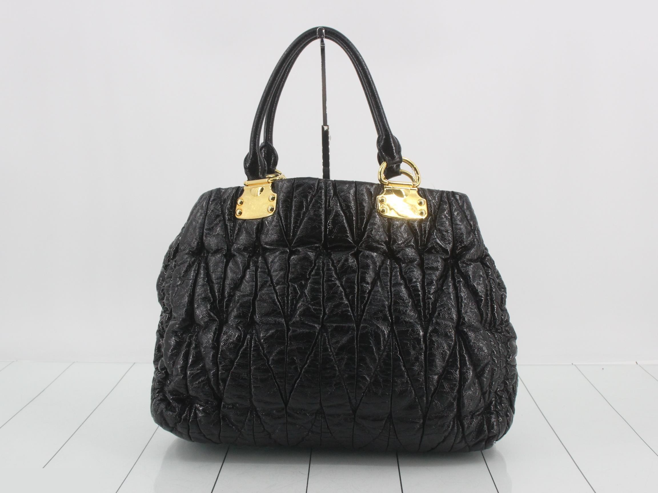 Matelassé (bag) - handbag — view 2