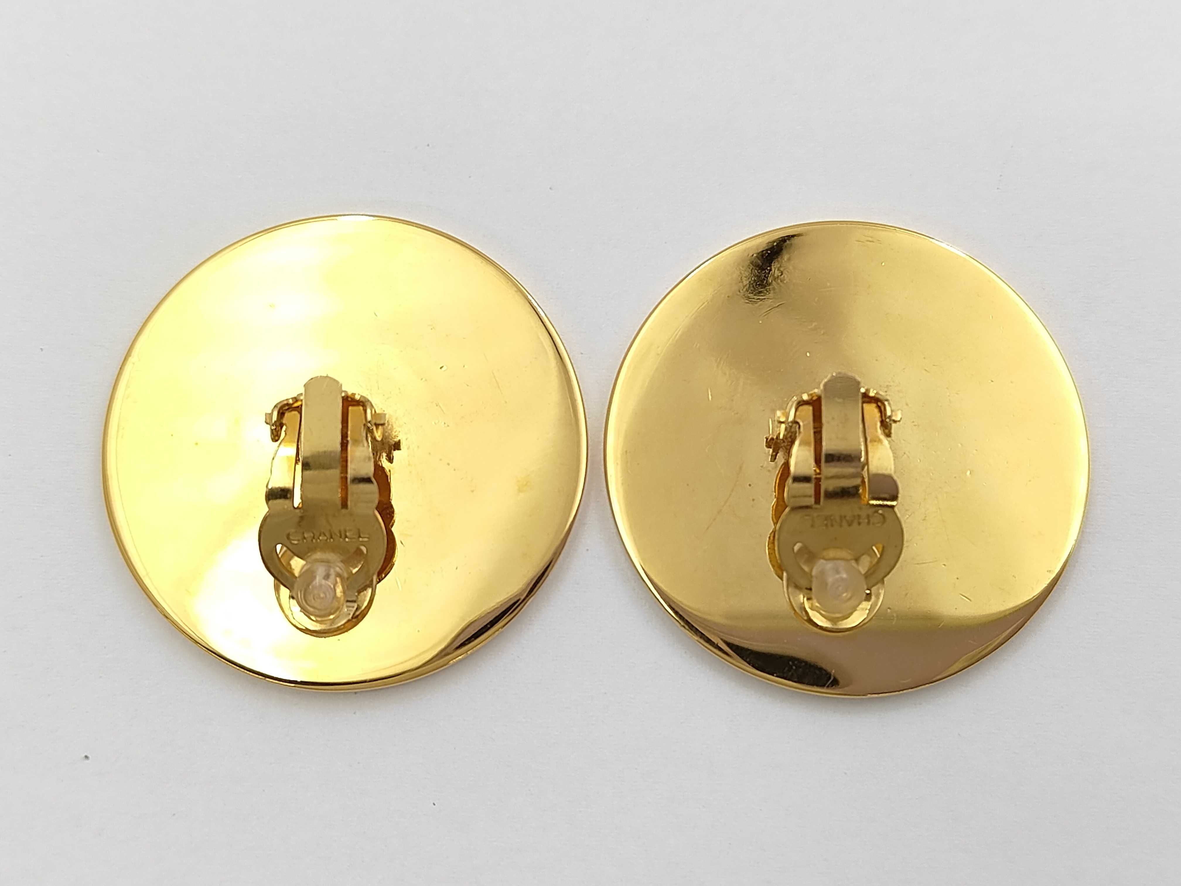 Coco Mark Round Earrings, Black x Gold Earrings — view 2