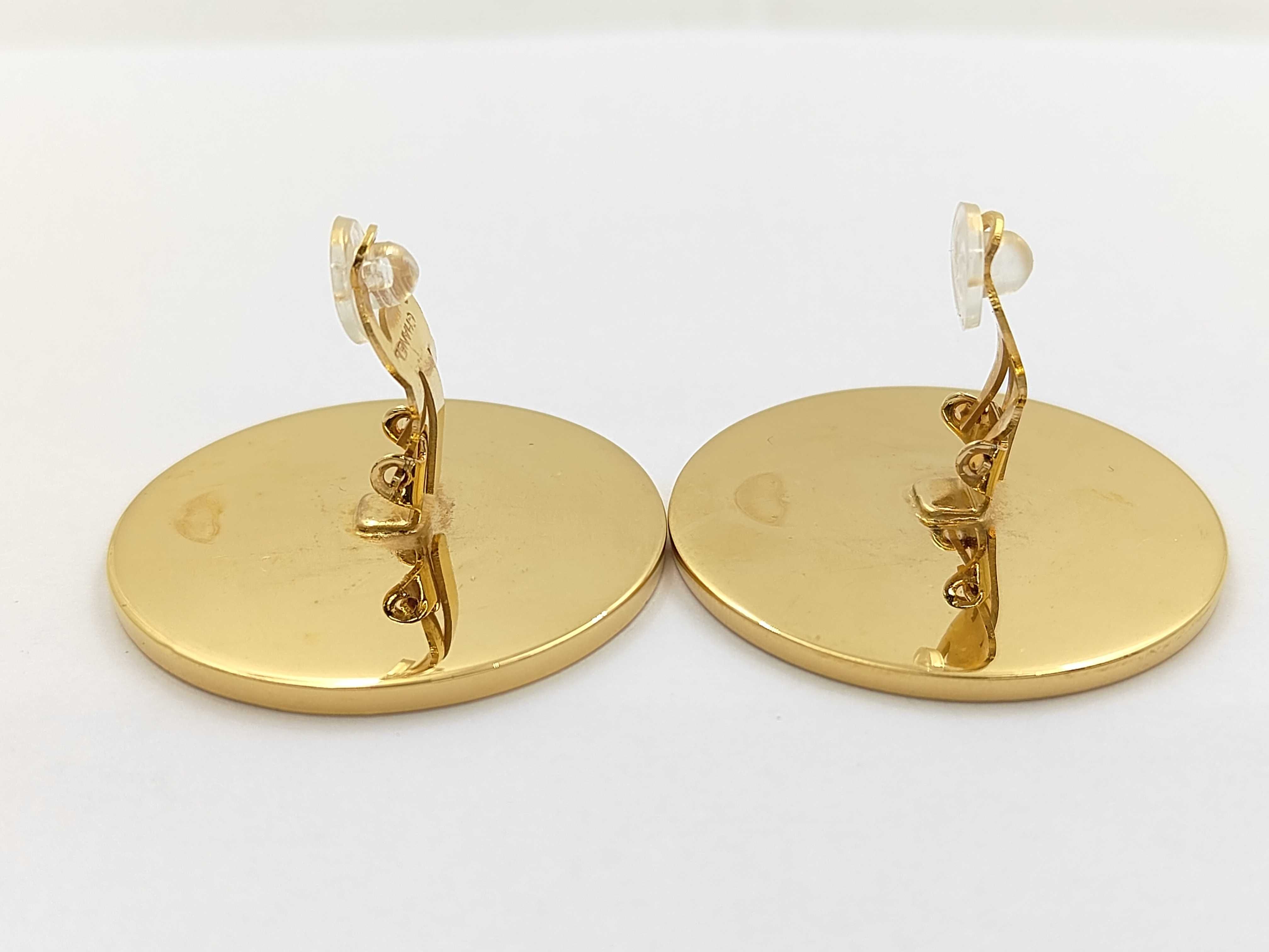 Coco Mark Round Earrings, Black x Gold Earrings — view 4