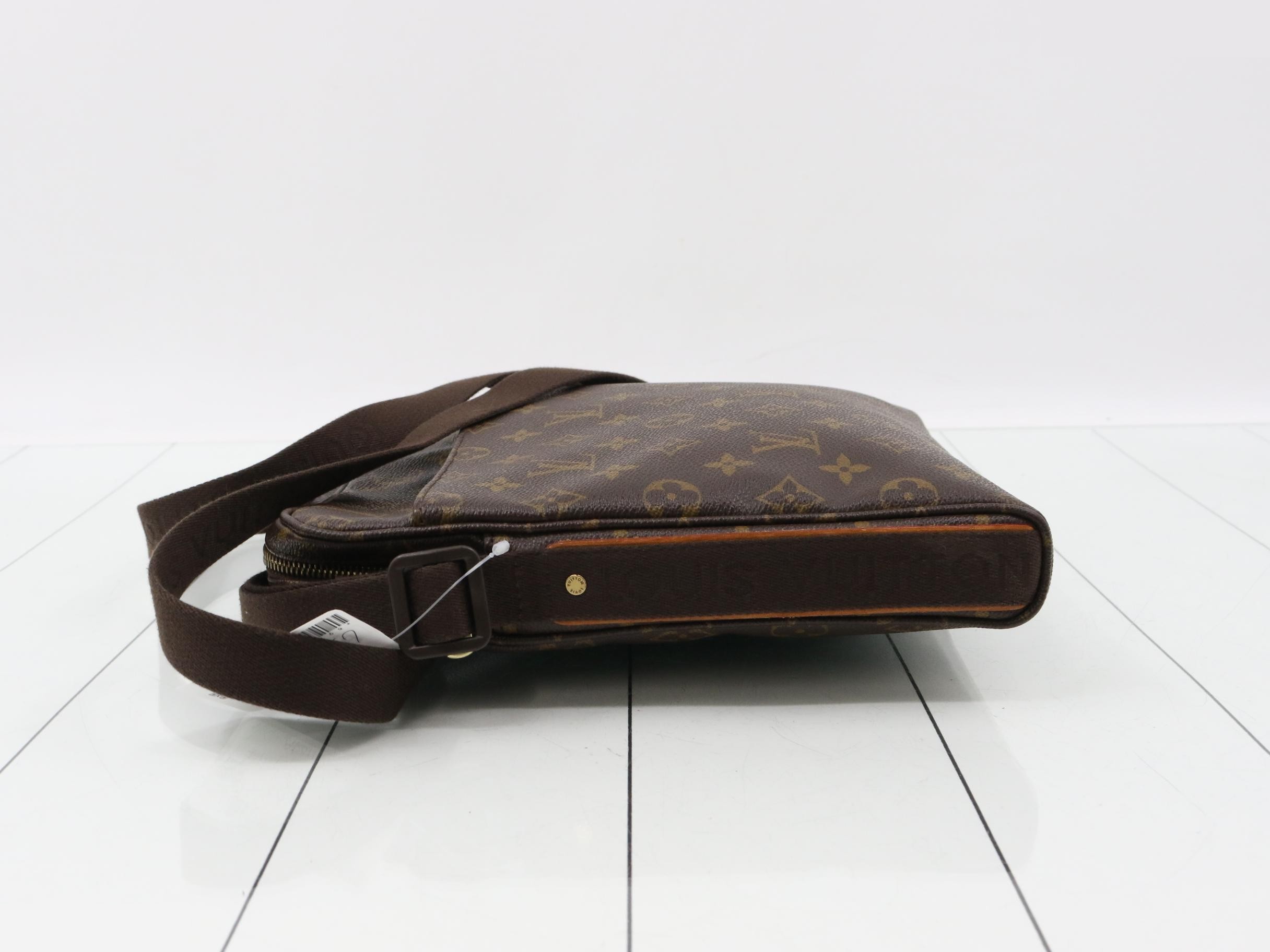 Trotter Bobour AR0111 — view 4