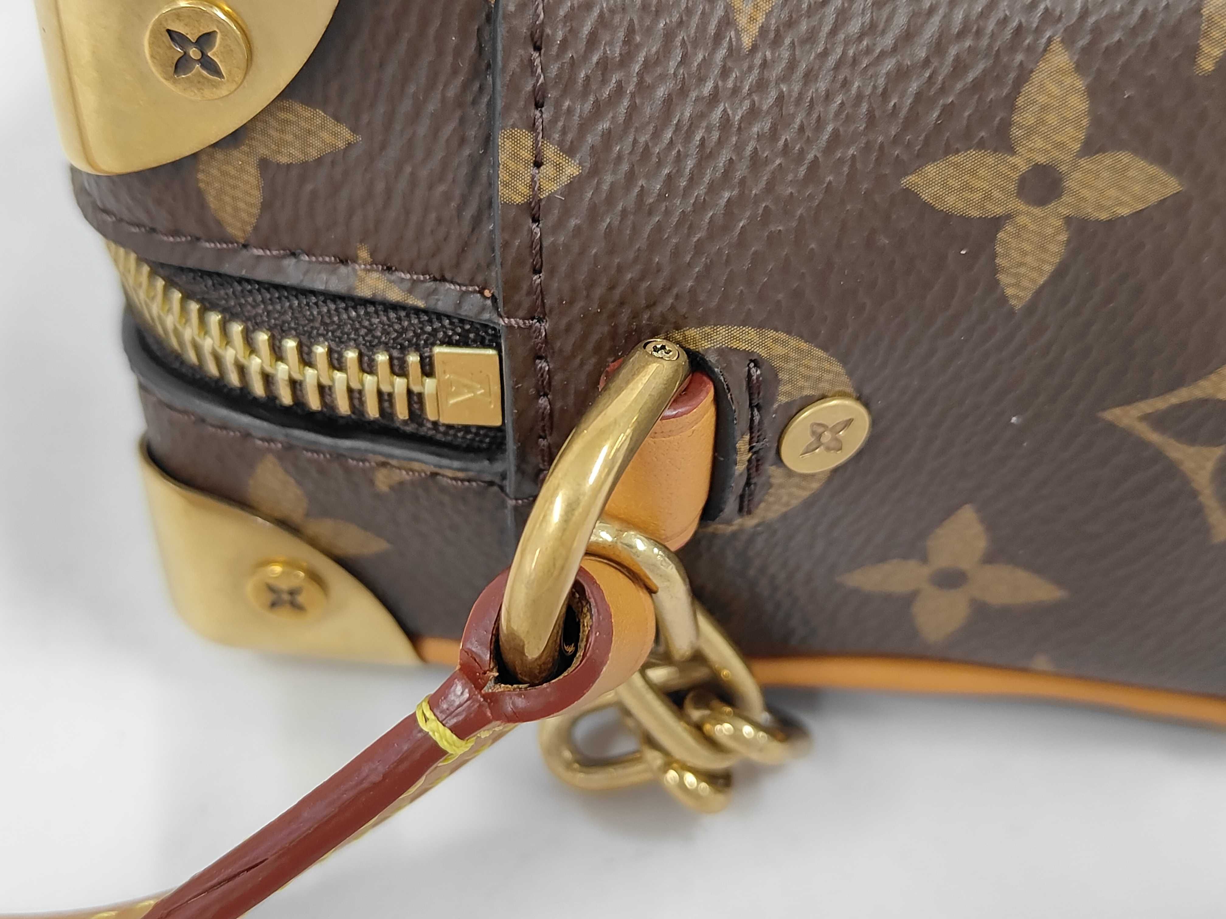 Soft Trunk Monogram M68906 Shoulder Bag — view 6