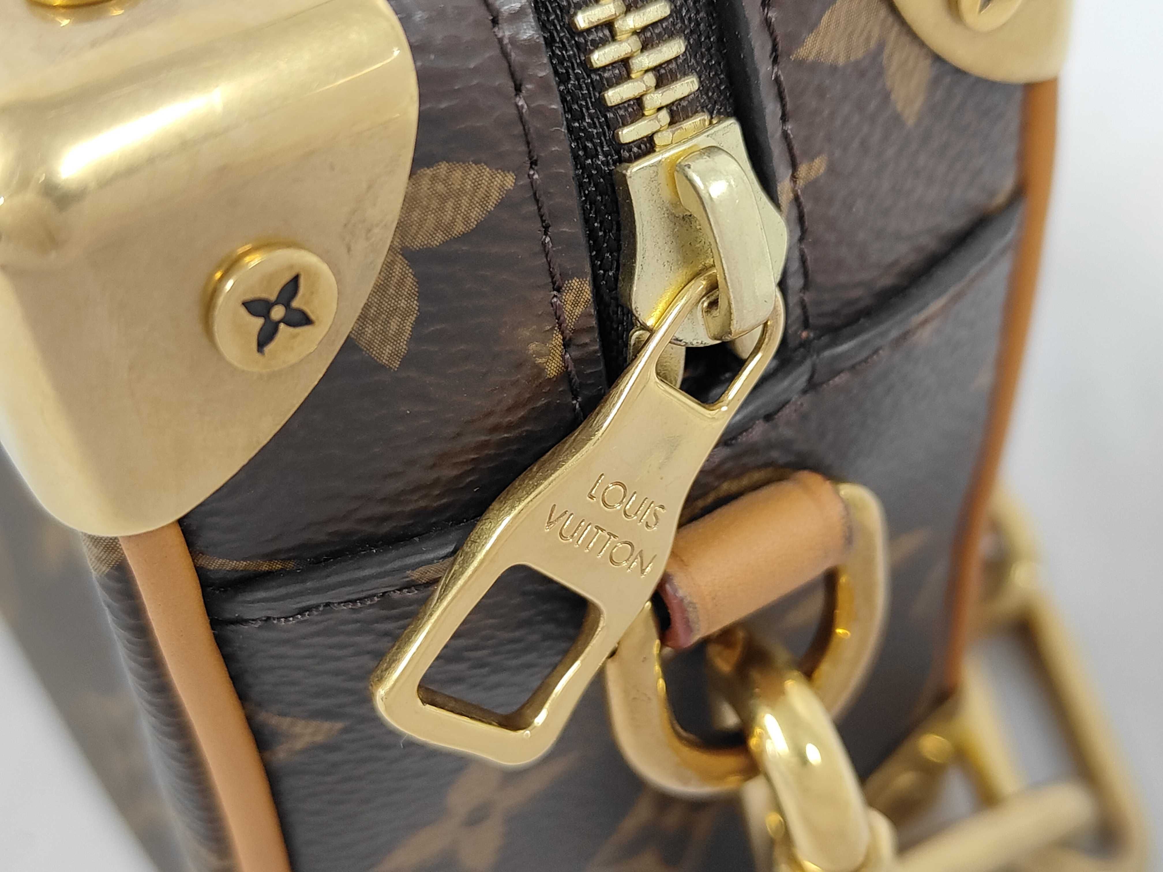 Soft Trunk Monogram M68906 Shoulder Bag — view 7