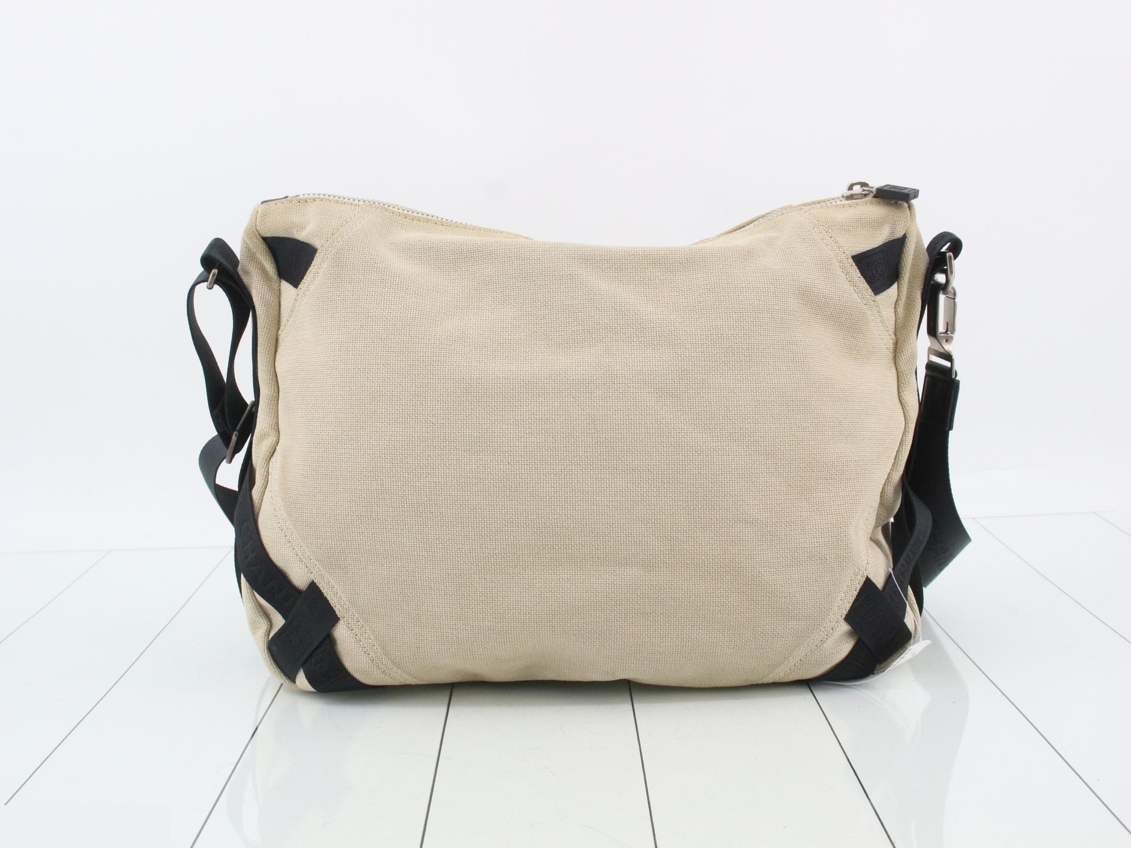 Sports line shoulder bag — view 2
