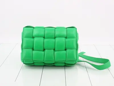 Maxi Intrecciato Butted Cassette, Green, 27 x 18 x 8 cm