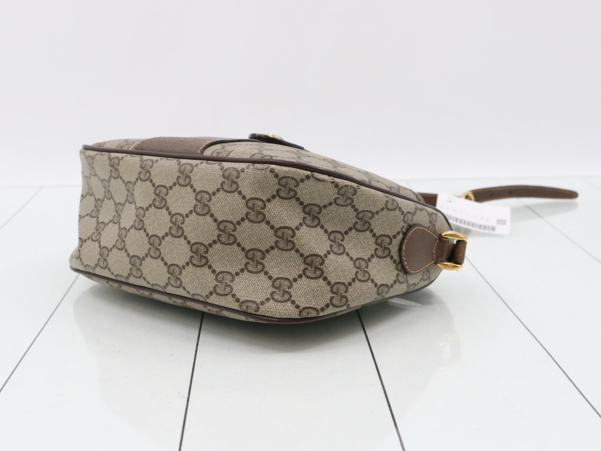 GG Supreme Shoulder Bag — view 6