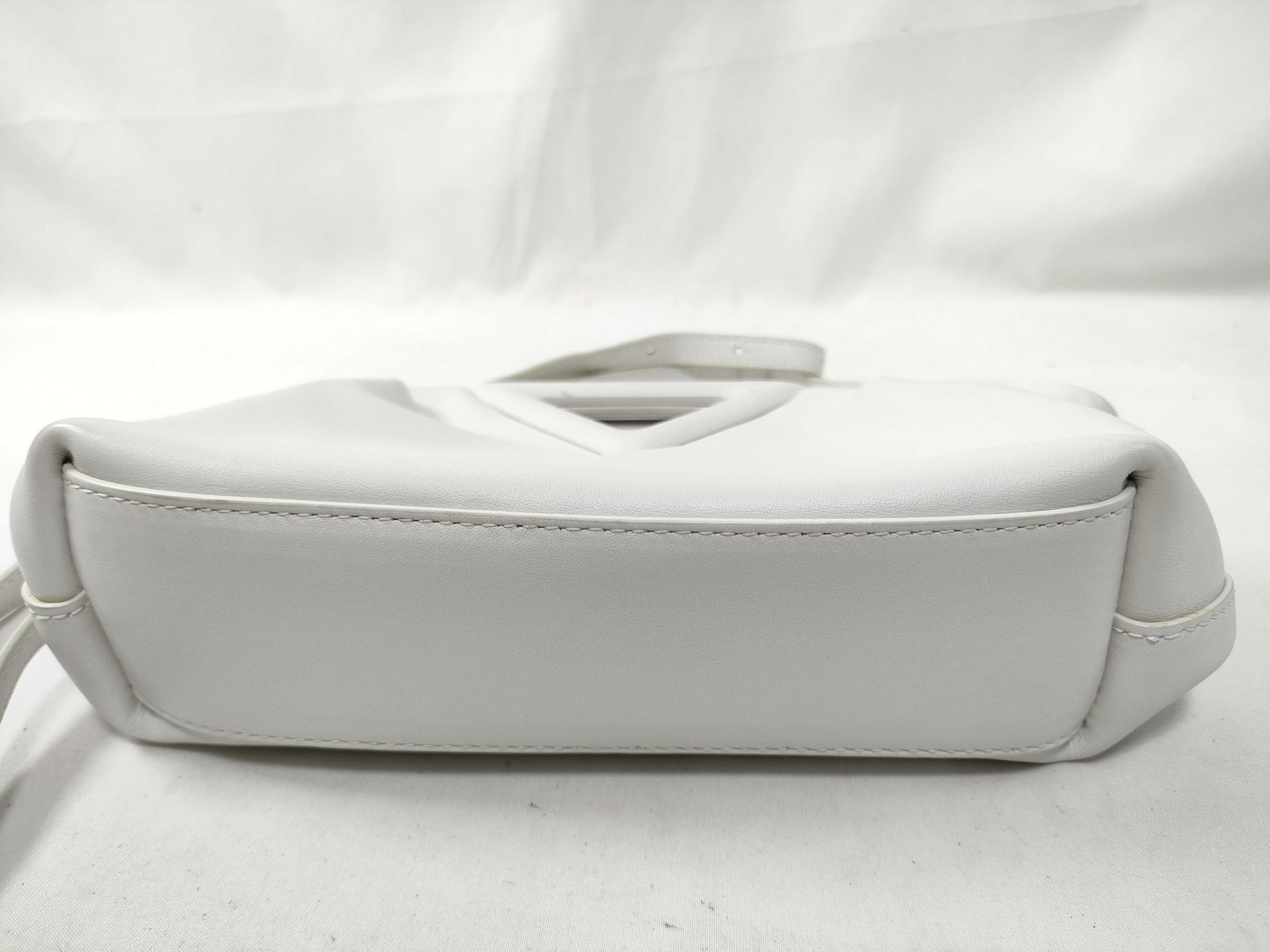 Point Triangle Bag Shoulder Bag — view 3