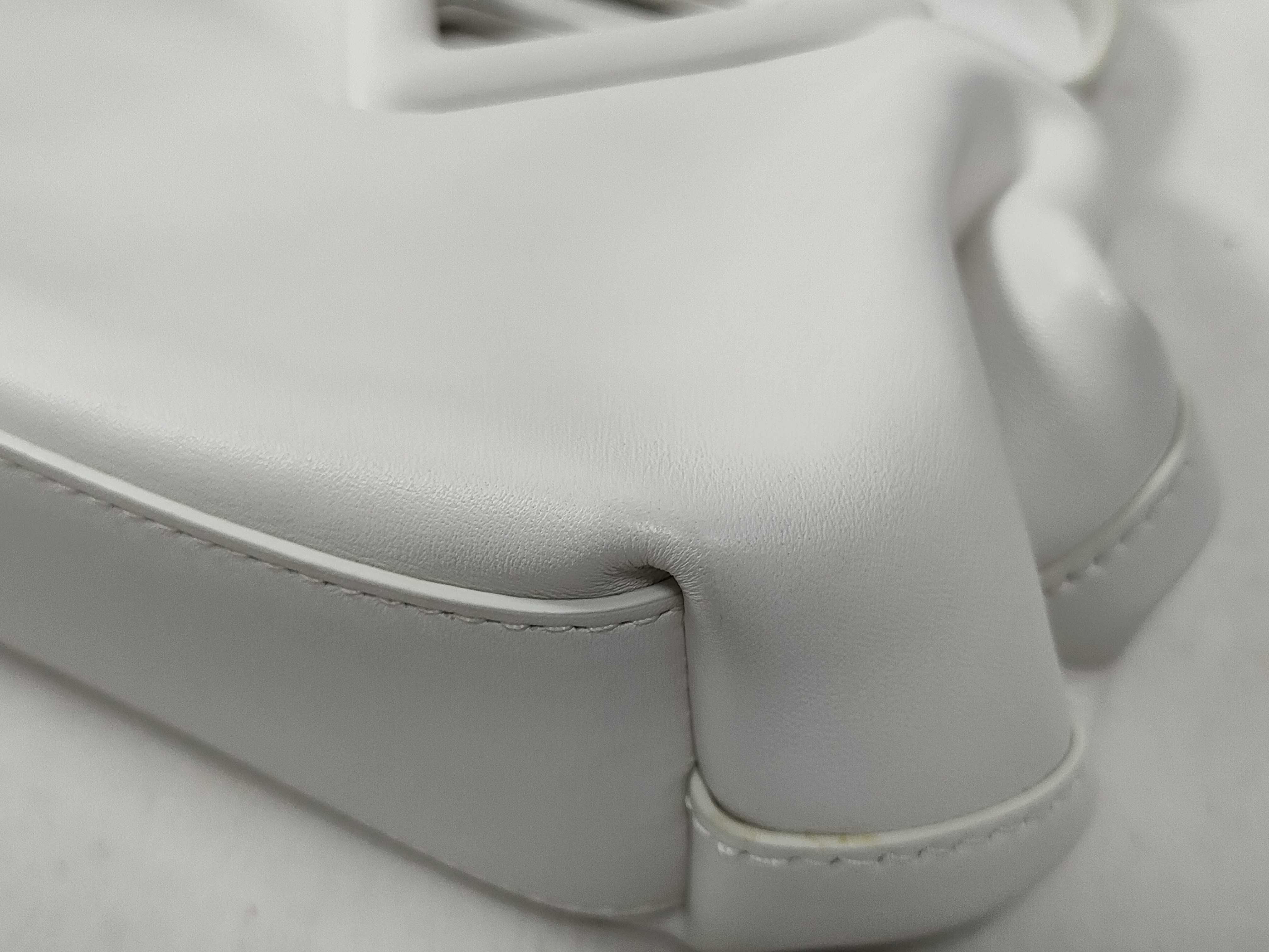 Point Triangle Bag Shoulder Bag — view 4