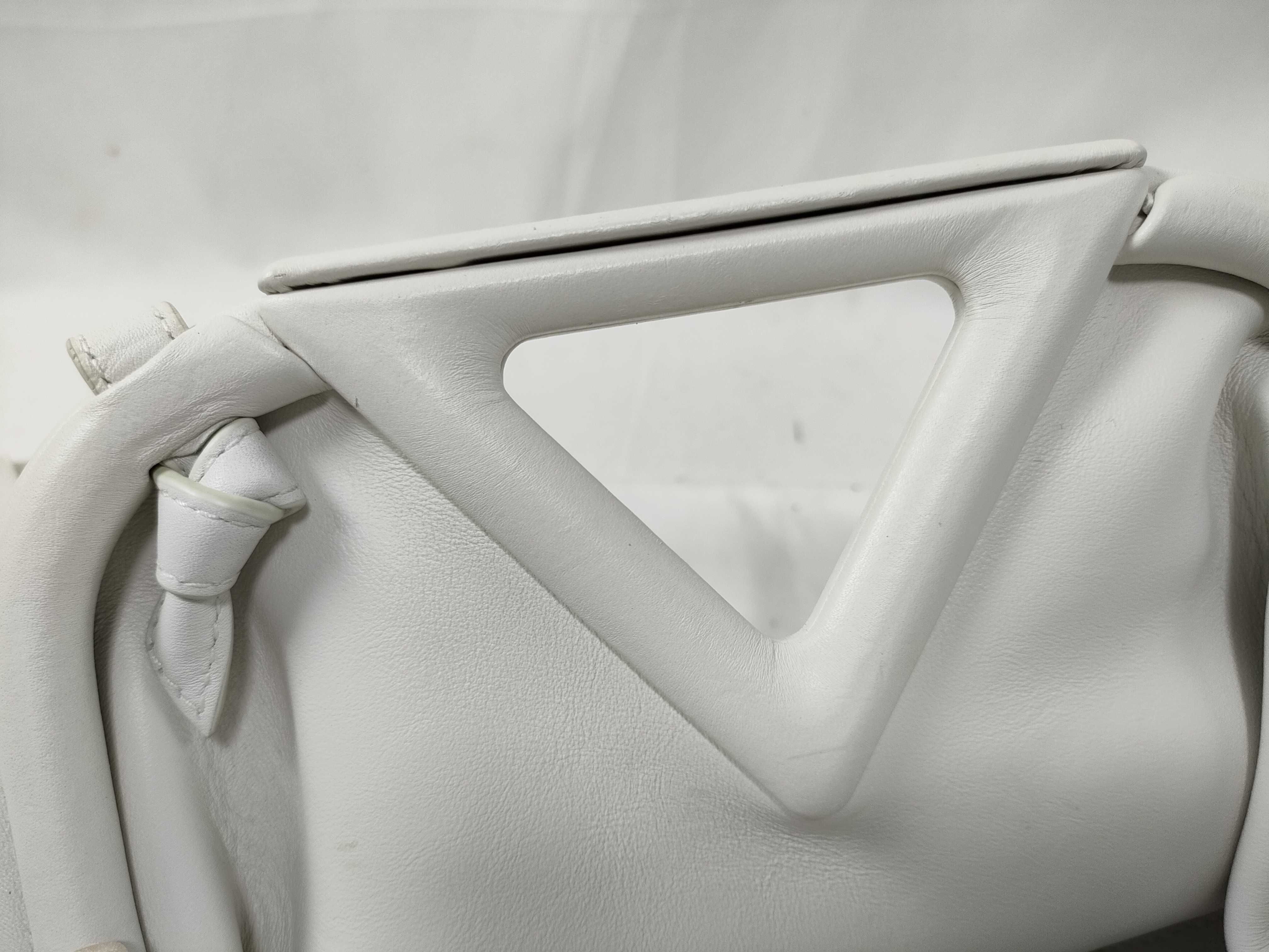 Point Triangle Bag Shoulder Bag — view 10