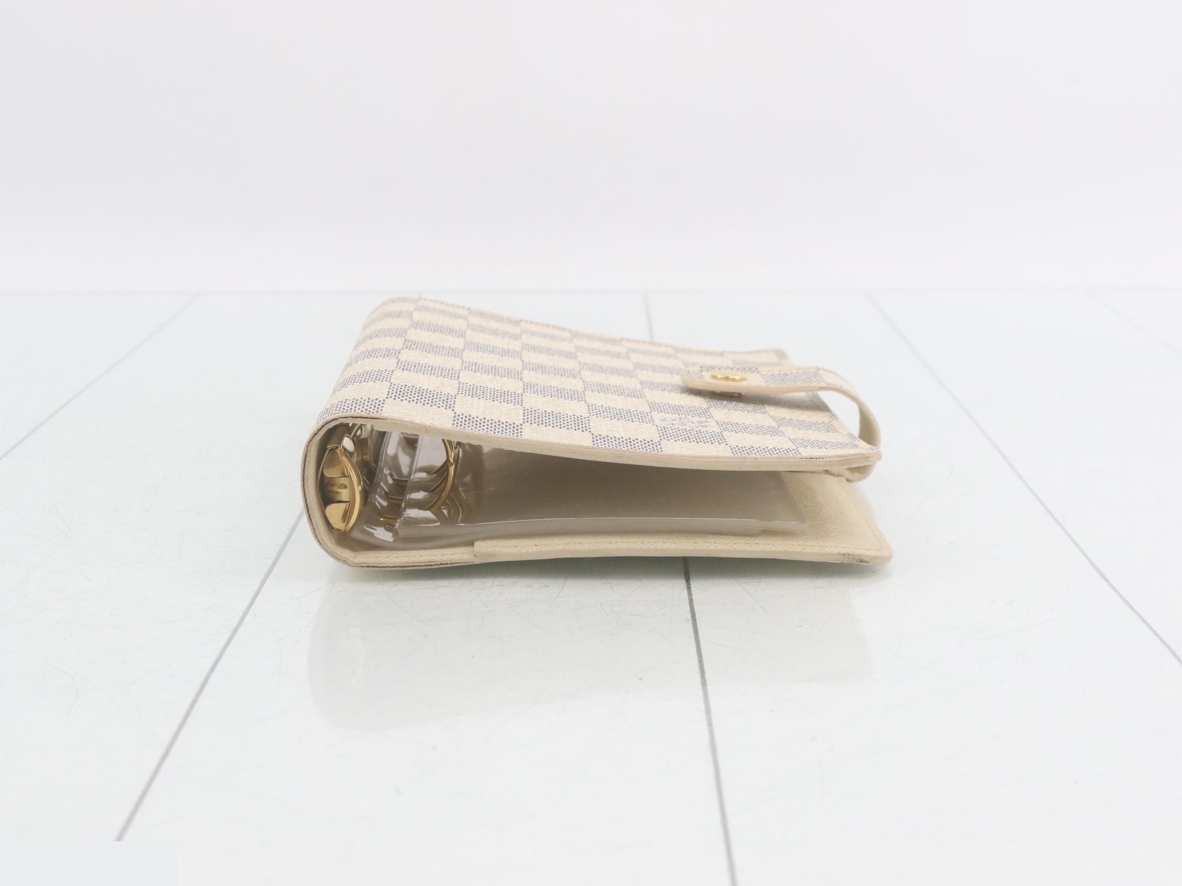 R20707 Agenda MM Notebook Cover, Damier Azur, Beige — view 3