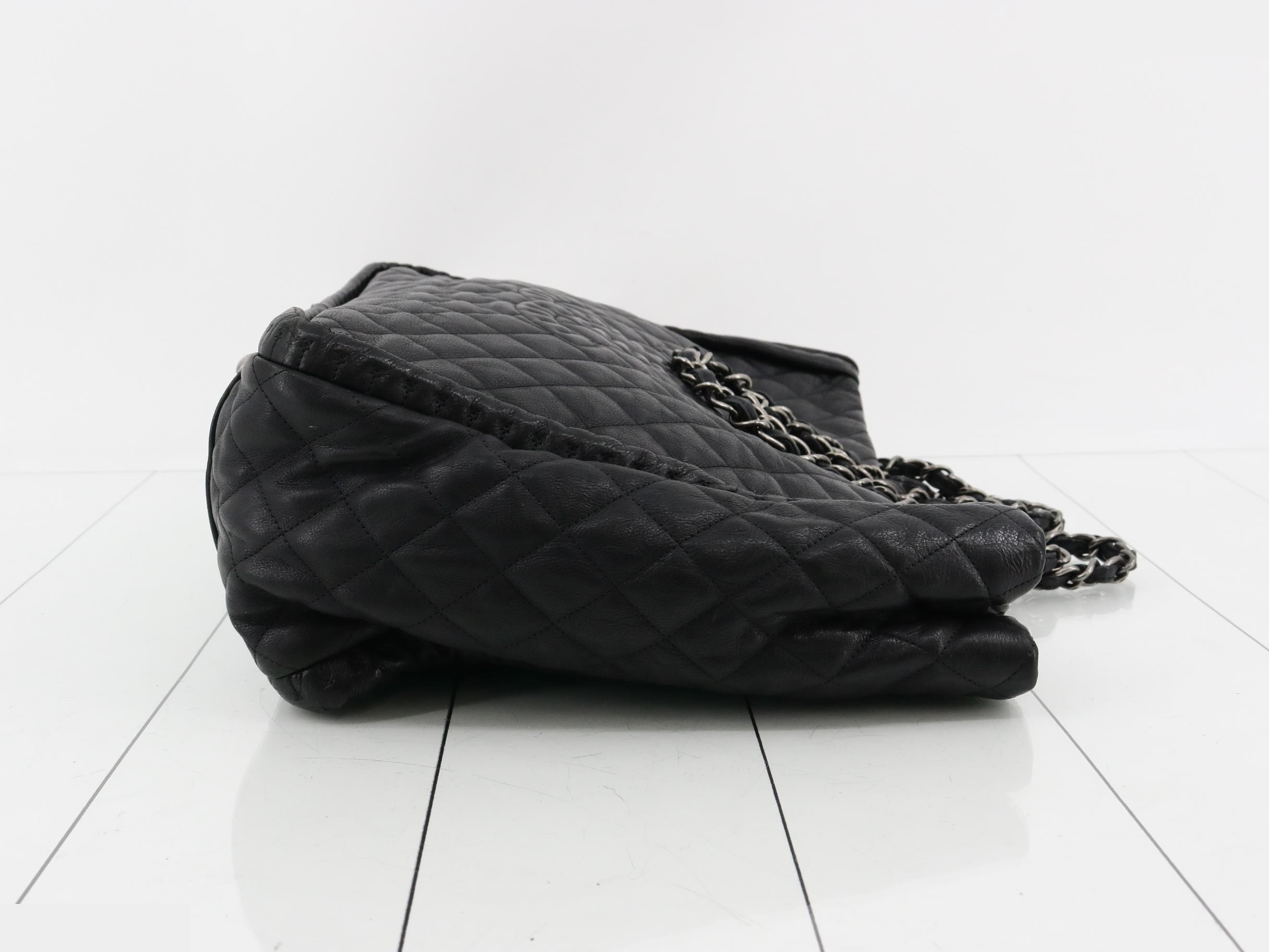 Caviar leather matelassé tote bag — view 3