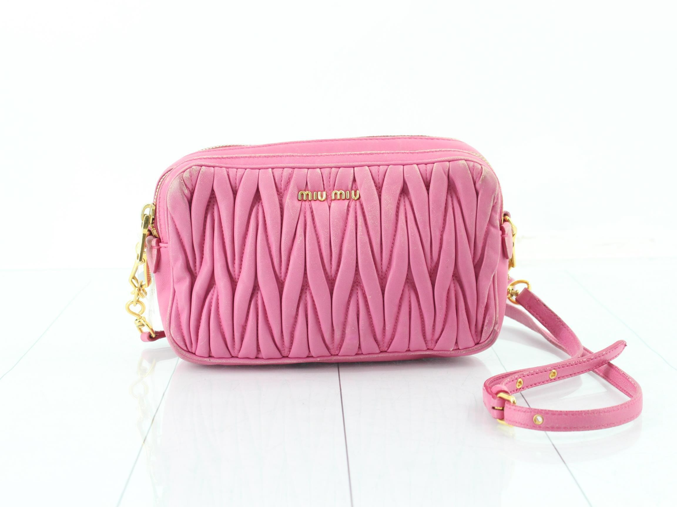 Matelassé (Bag) - Shoulder Bag - Pink