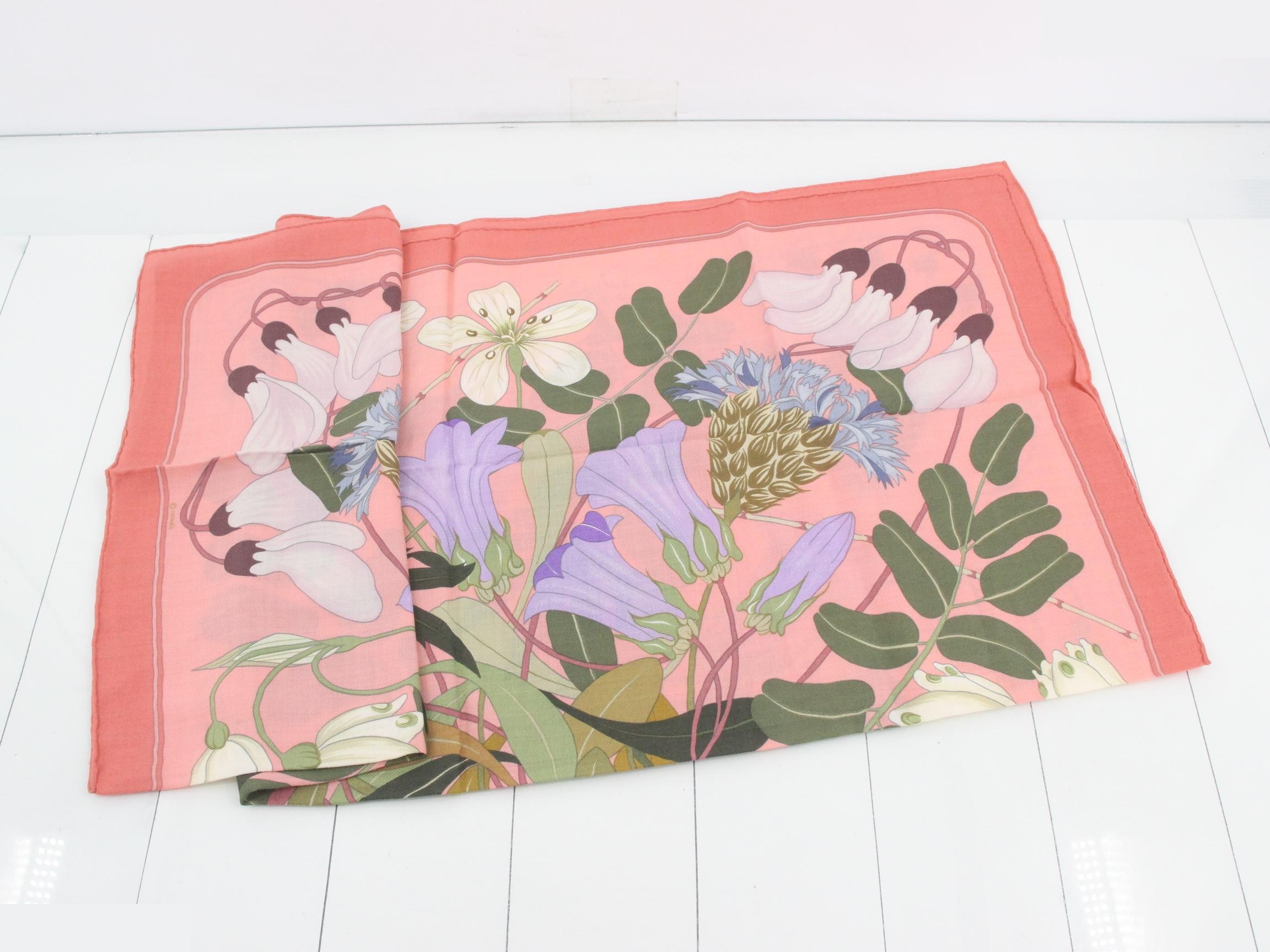 Hermès scarf, Carre 90, Greek Flowers — view 3