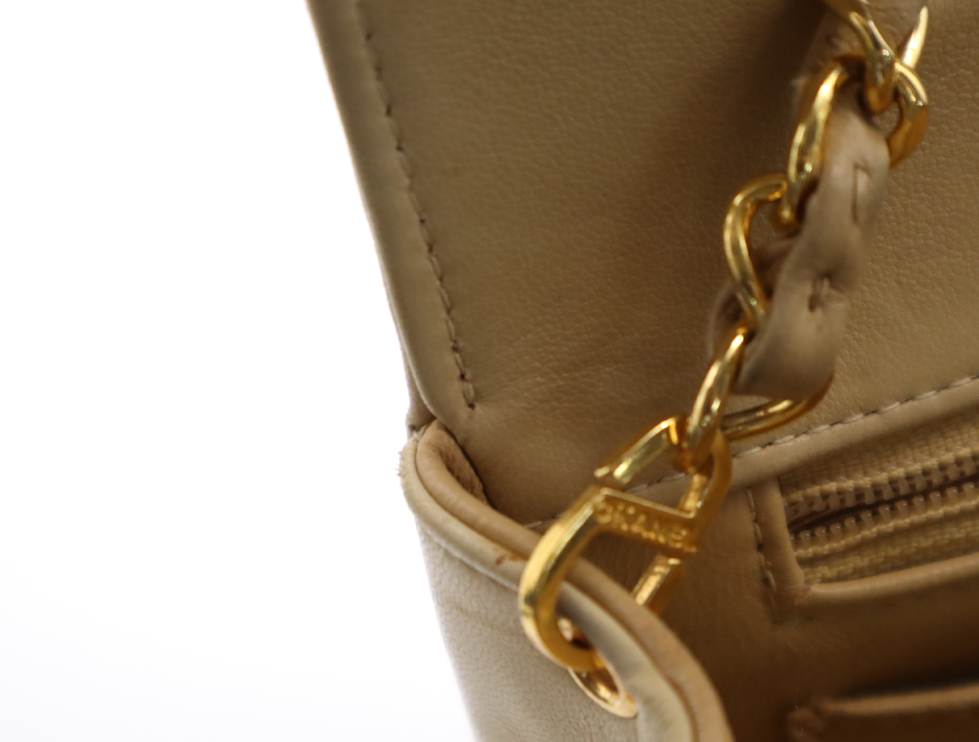 Lambskin Matelassé Diana 22 Small Flap Small Chain Gold Hardware Beige Shoulder Bag with Box — view 15