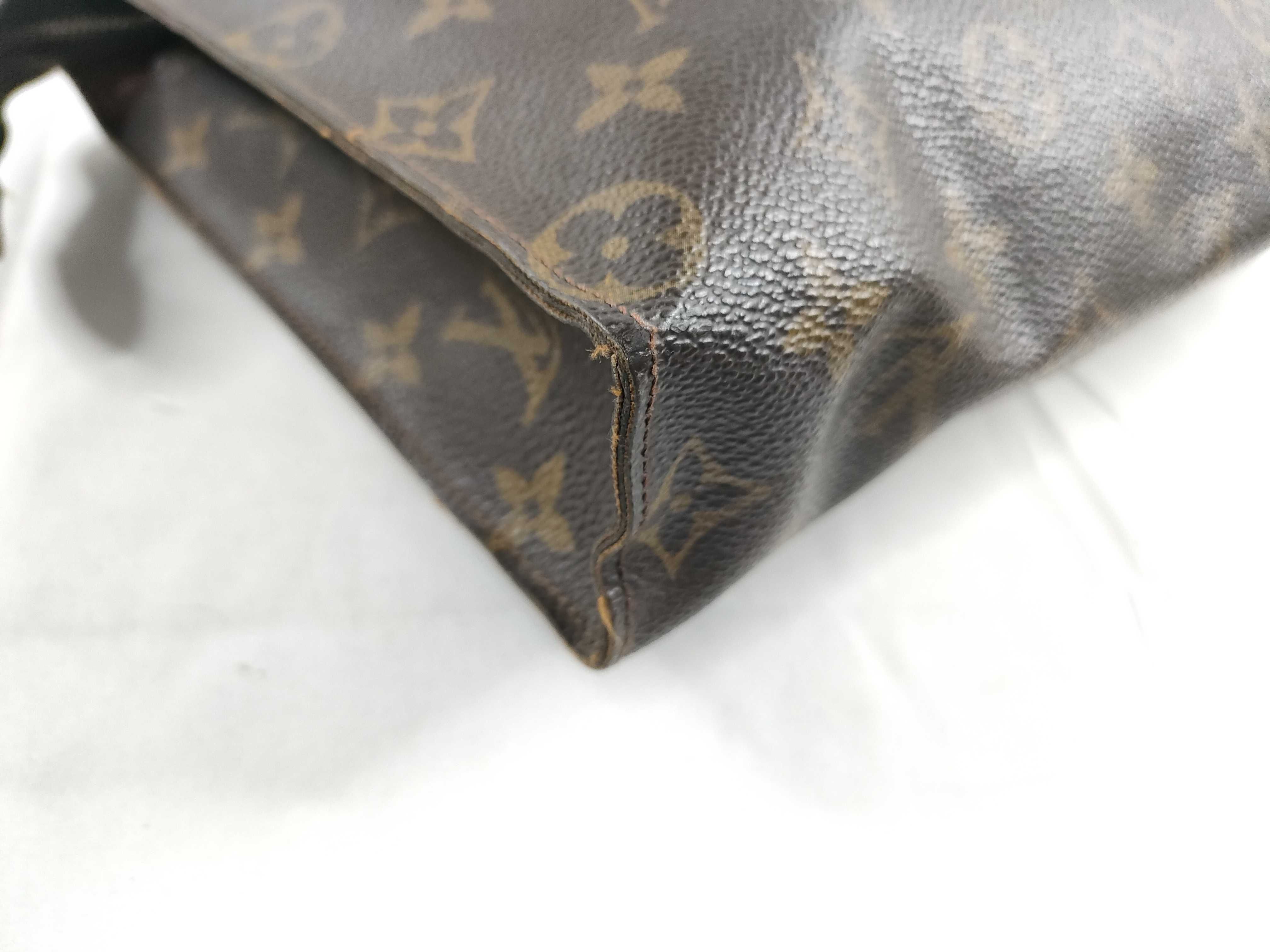 Monogram LV Pochette Toilette 25 M47542 Second Bag — view 3