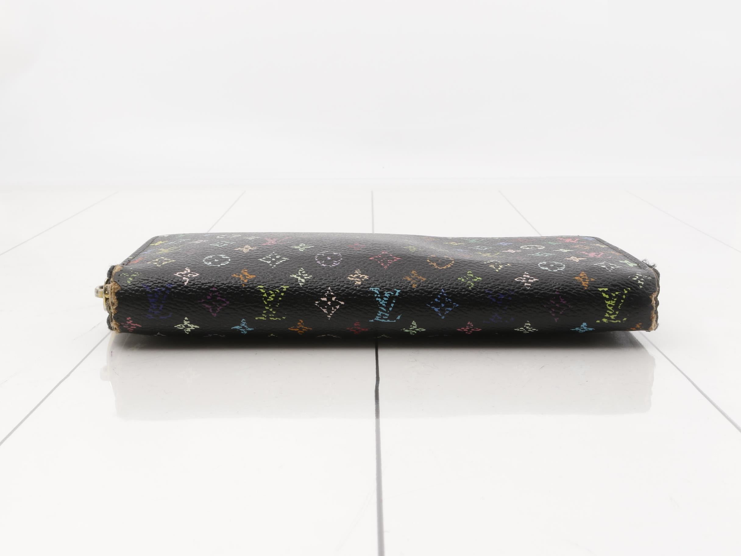 wallet — view 3