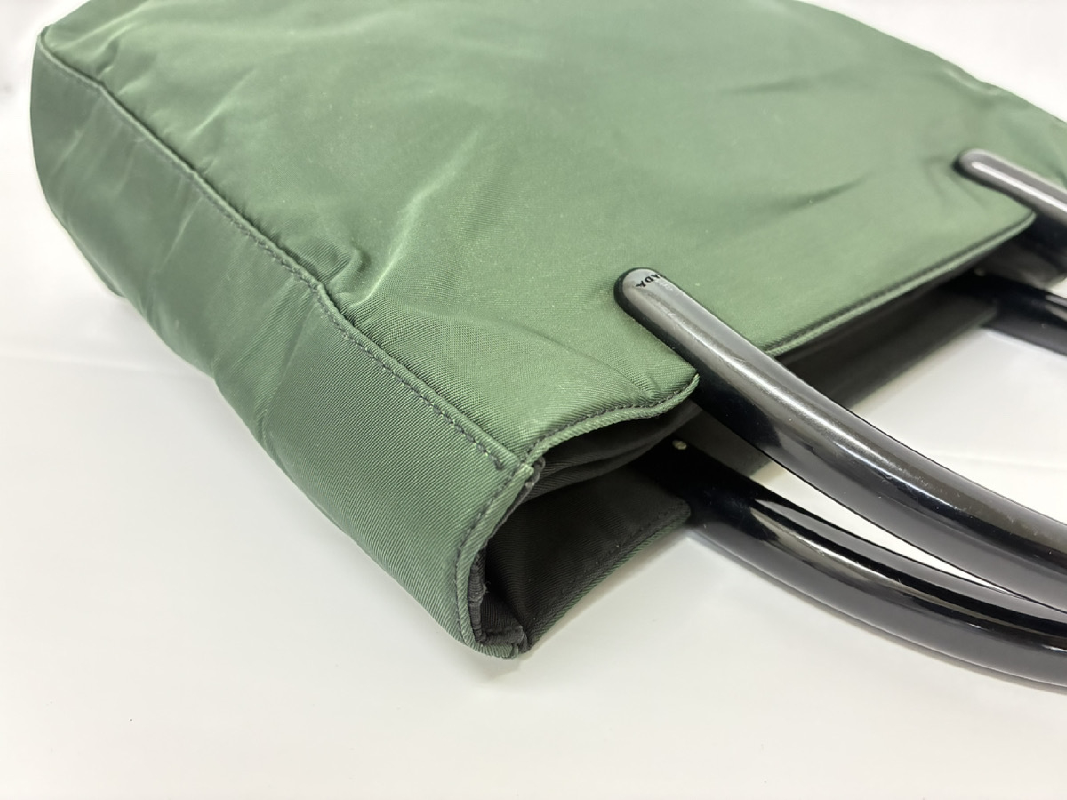 Plastic Handle Nylon/Green Handbag — view 5