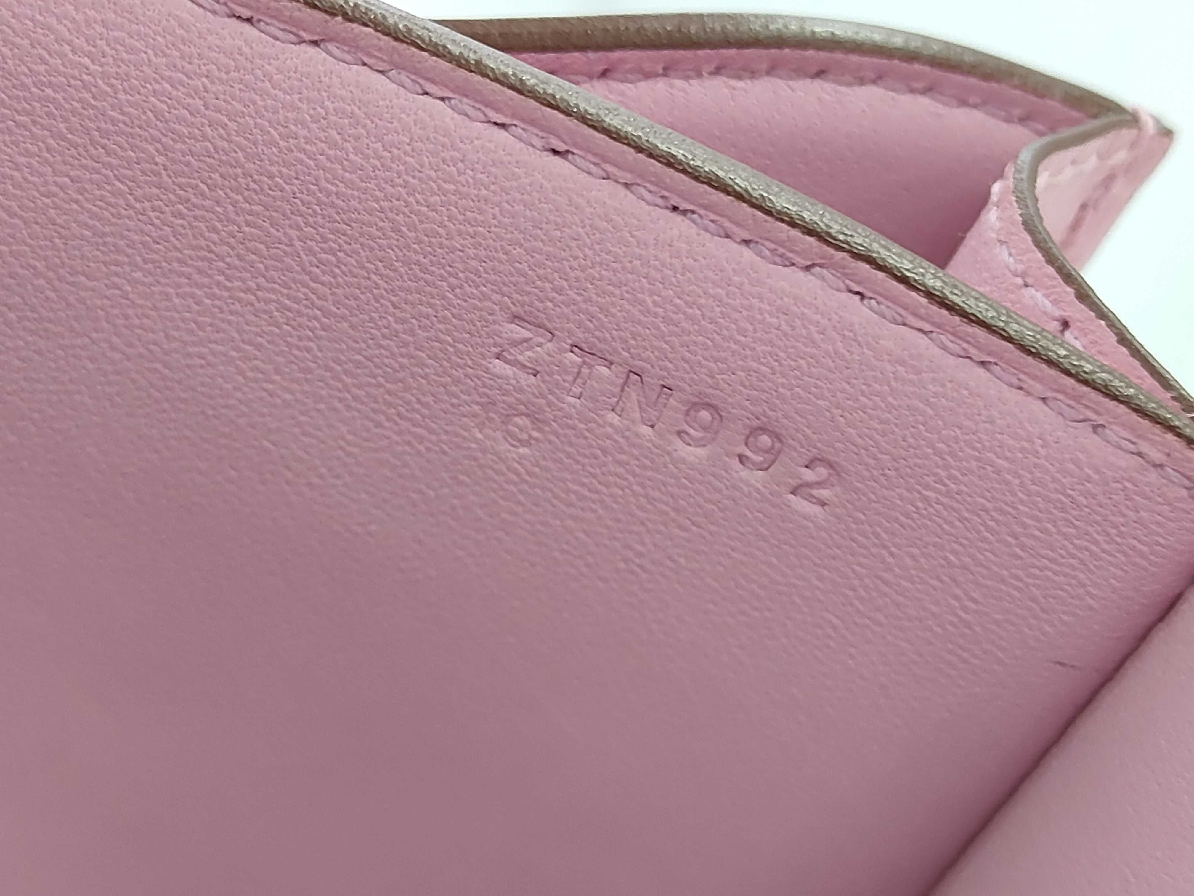 Constance 18 Veau Epsom/Pink Z-stamped Shoulder Bag — view 13