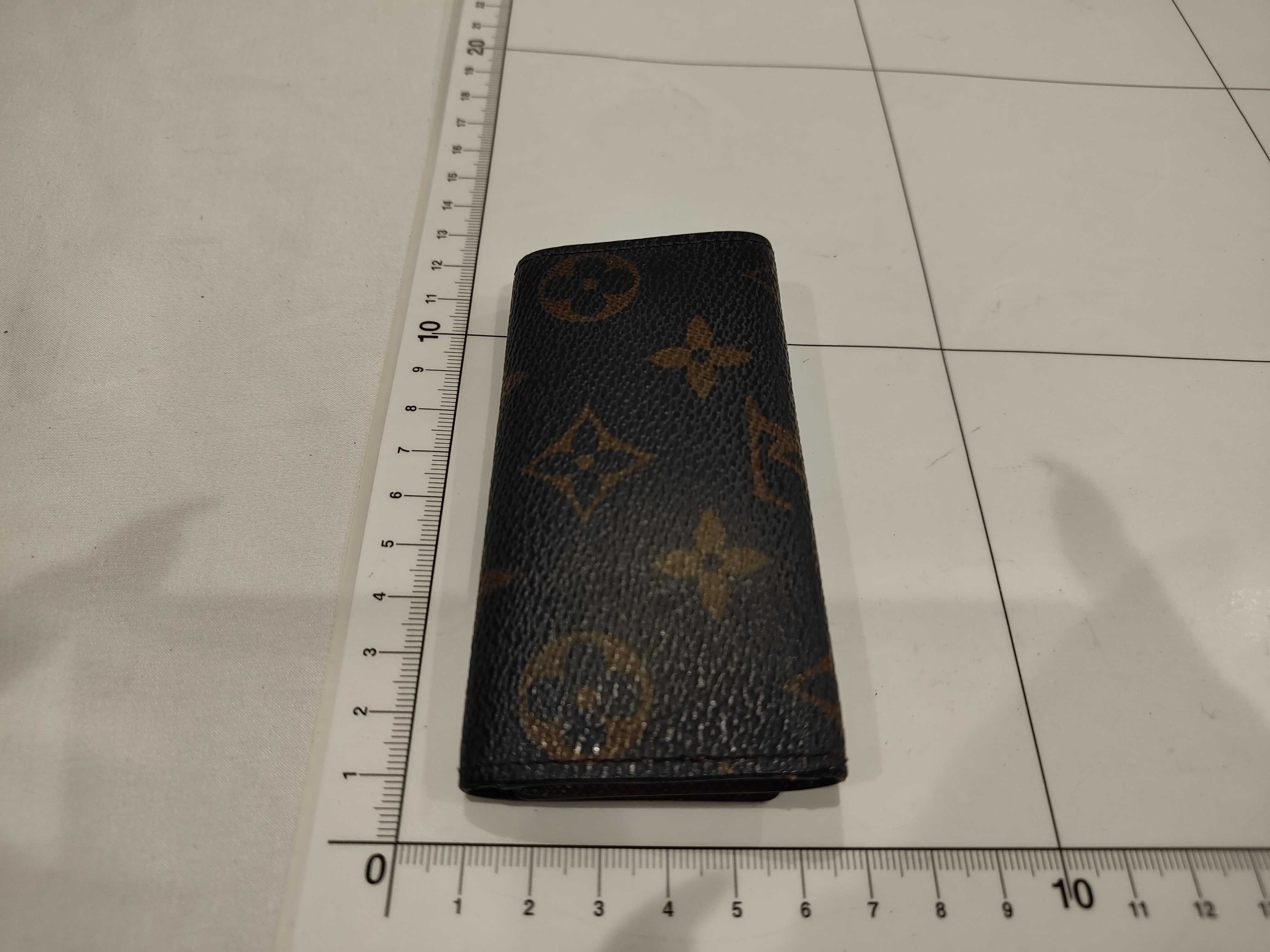 Monogram M62631 Multicles 4 Key Case — view 2
