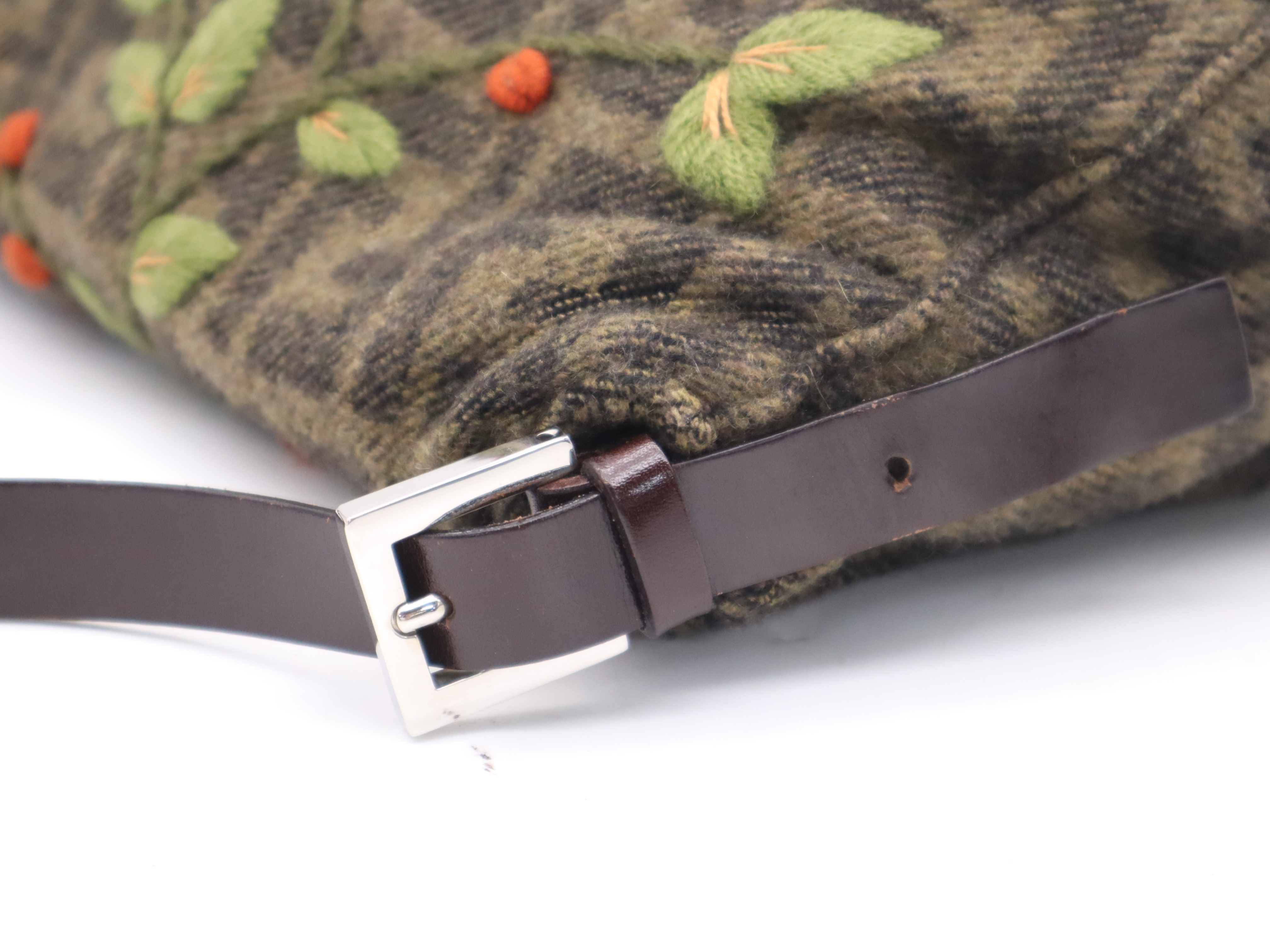 Wool Zucca Mamma Bucket Green Silver Hardware Shoulder Bag — view 8