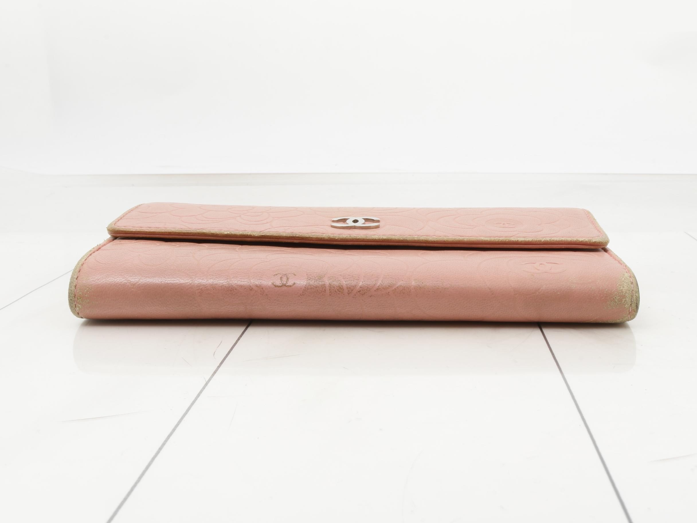 Long wallet, item number 14616029, leather, pink, camellia, lambskin. — view 3