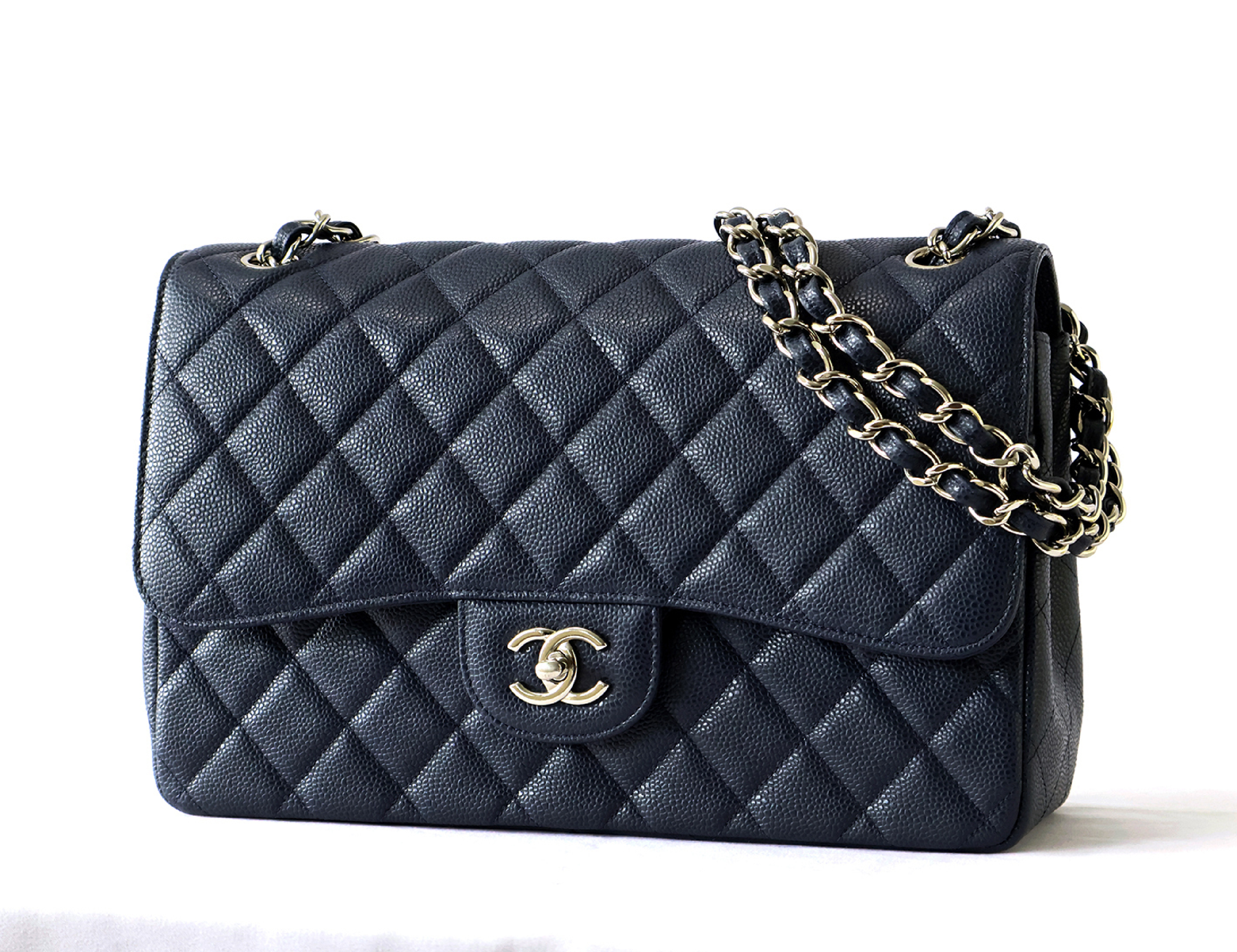 (with seal, serial number 16 series) Caviar leather large Matelassé double flap double chain shoulder bag, navy.