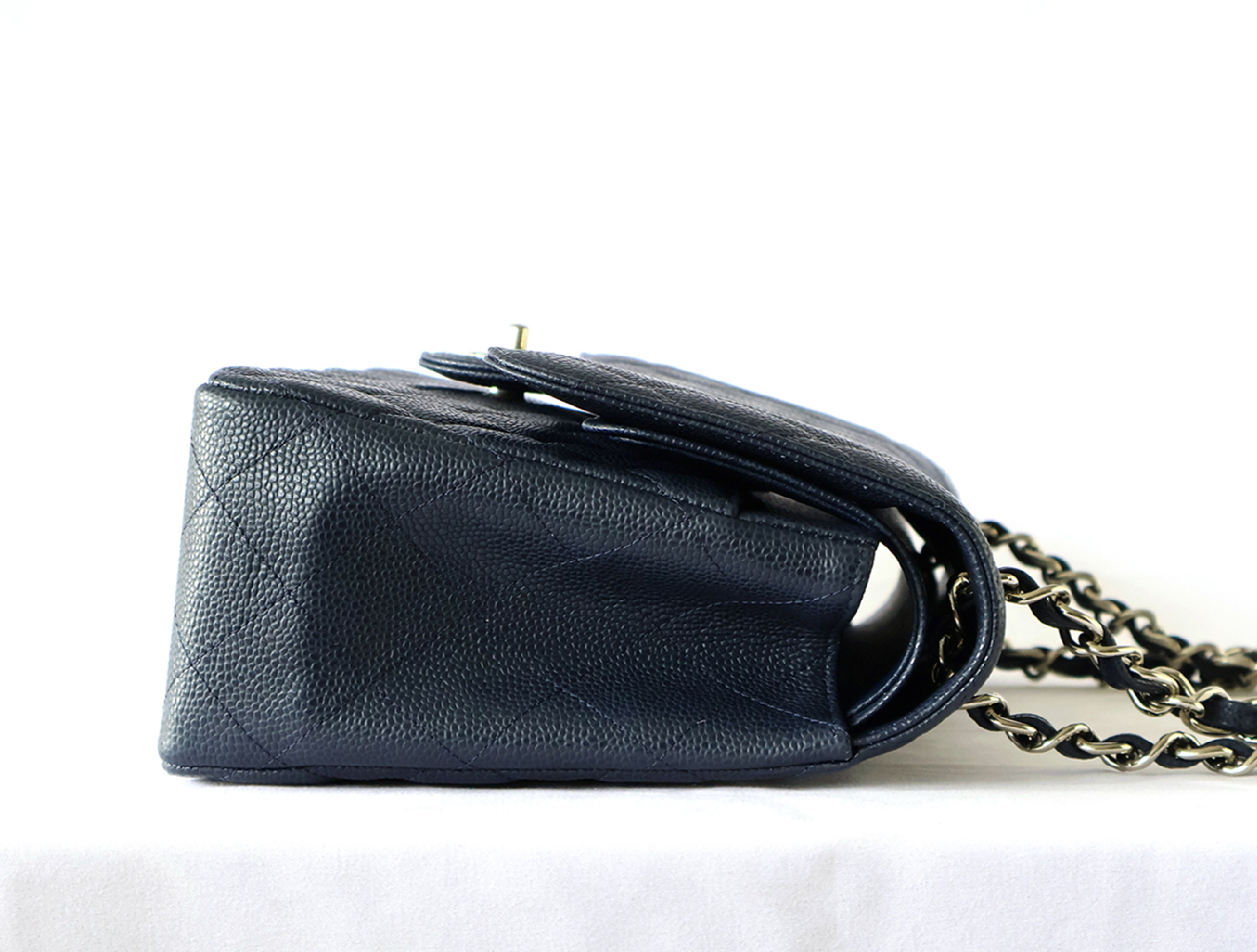 (with seal, serial number 16 series) Caviar leather large Matelassé double flap double chain shoulder bag, navy. — view 7