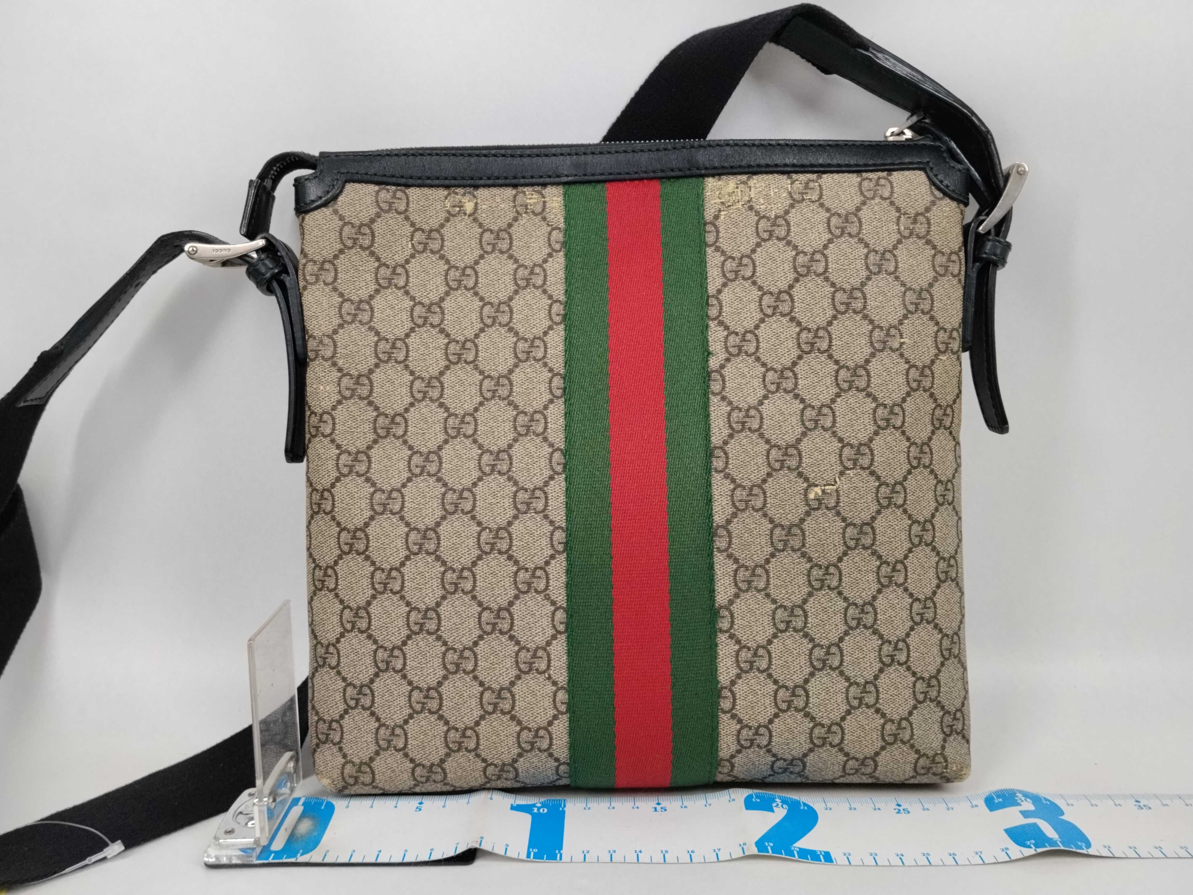 GG Supreme Sherry Line 387111 Shoulder Bag — view 2