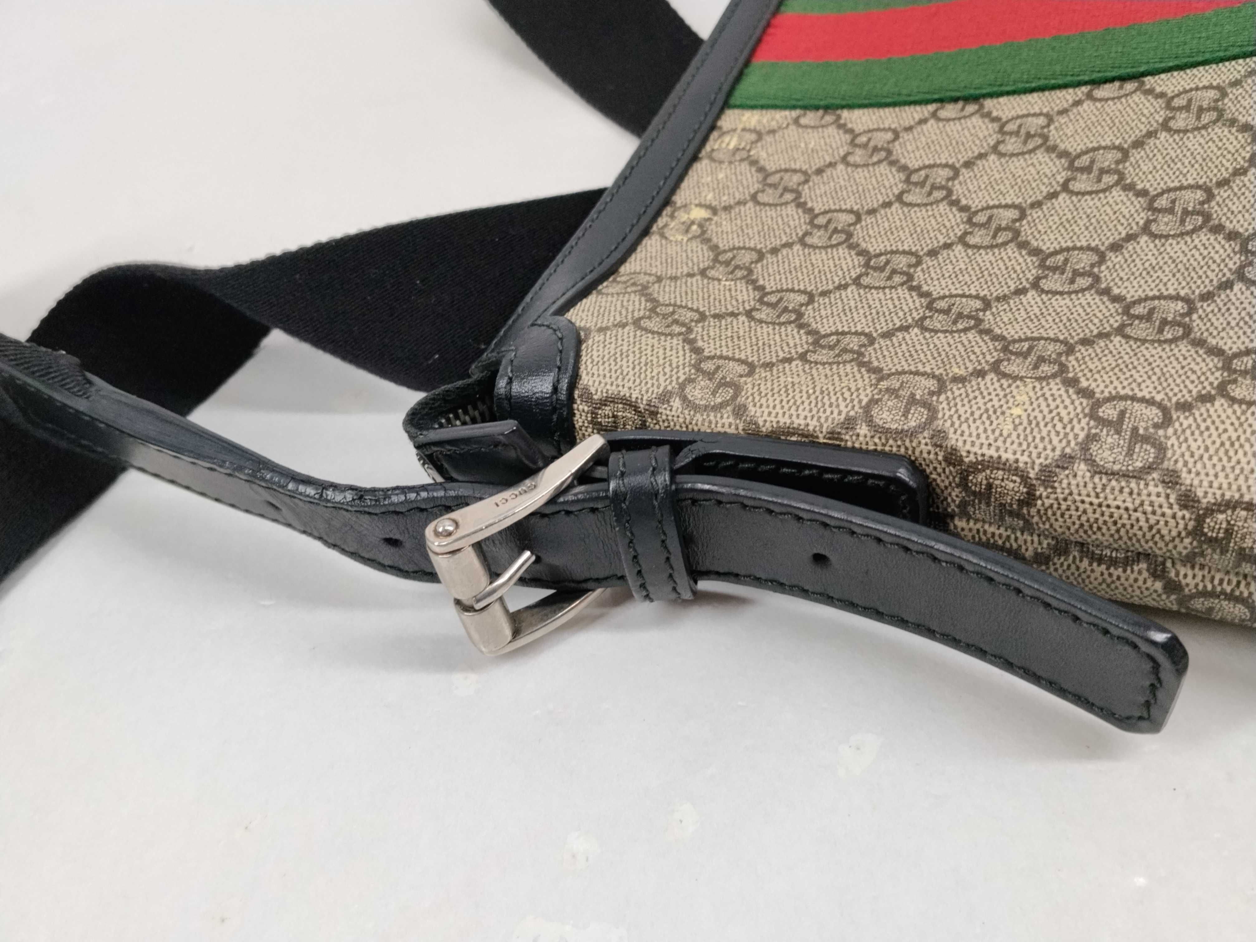 GG Supreme Sherry Line 387111 Shoulder Bag — view 5
