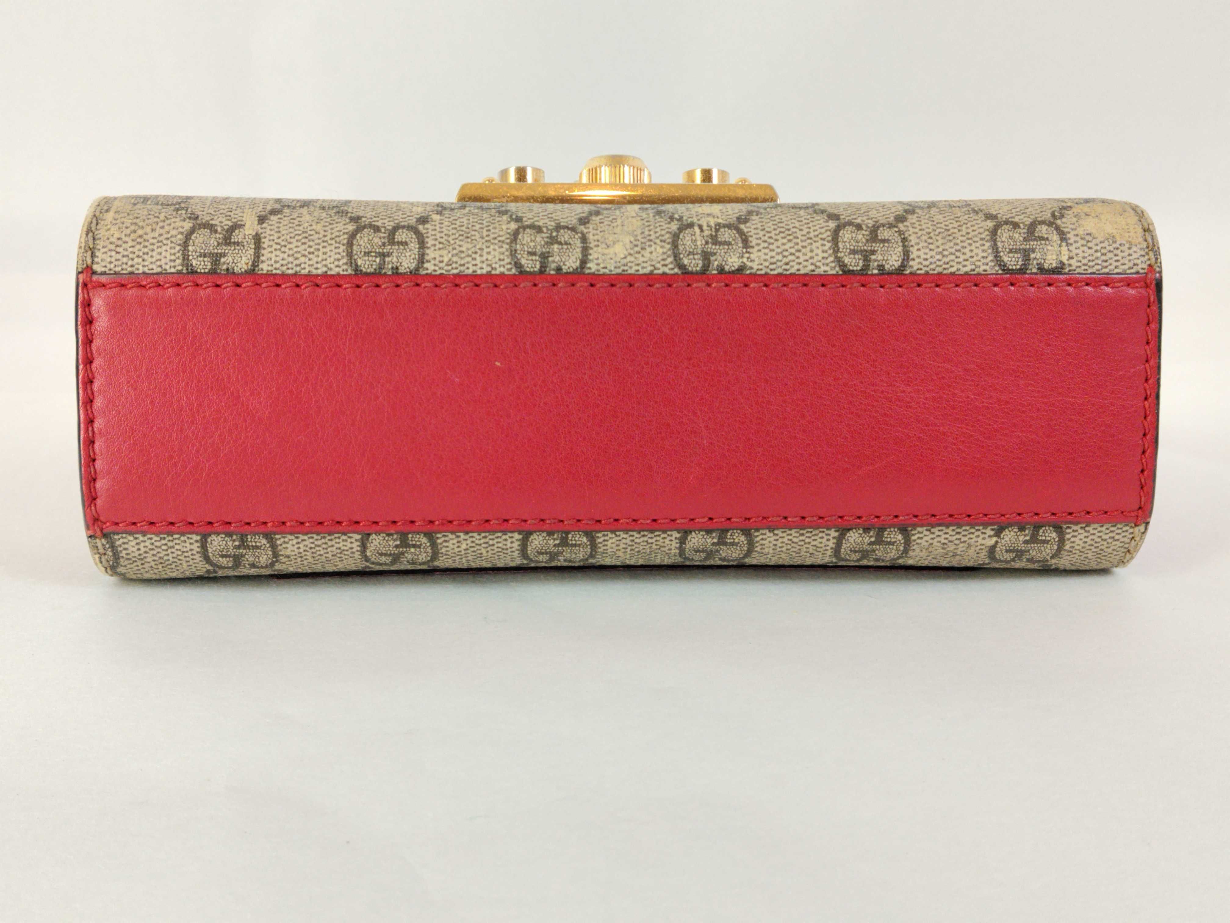 GG Supreme Shoulder Bag — view 7