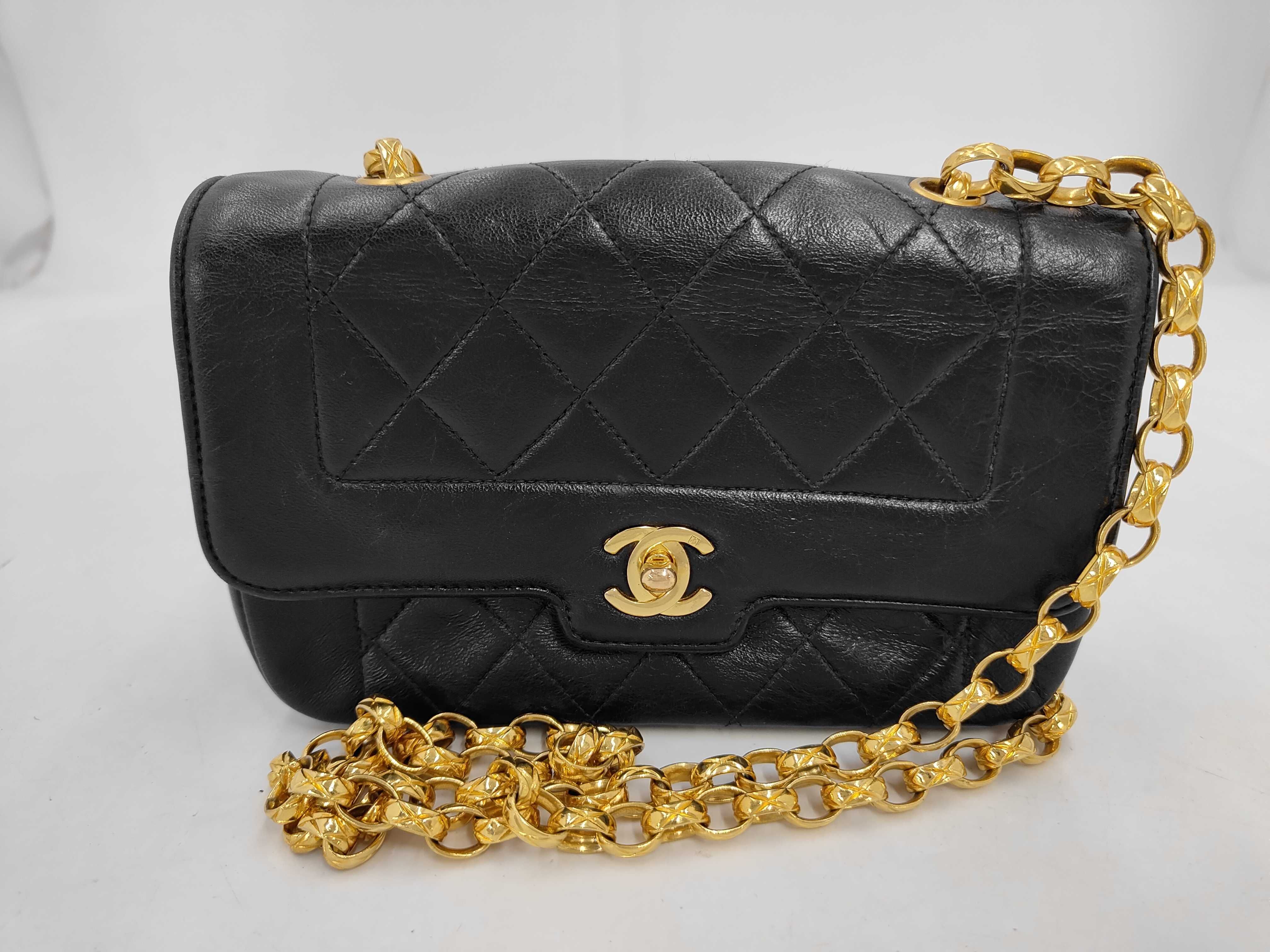 Matelassé Shoulder Bag