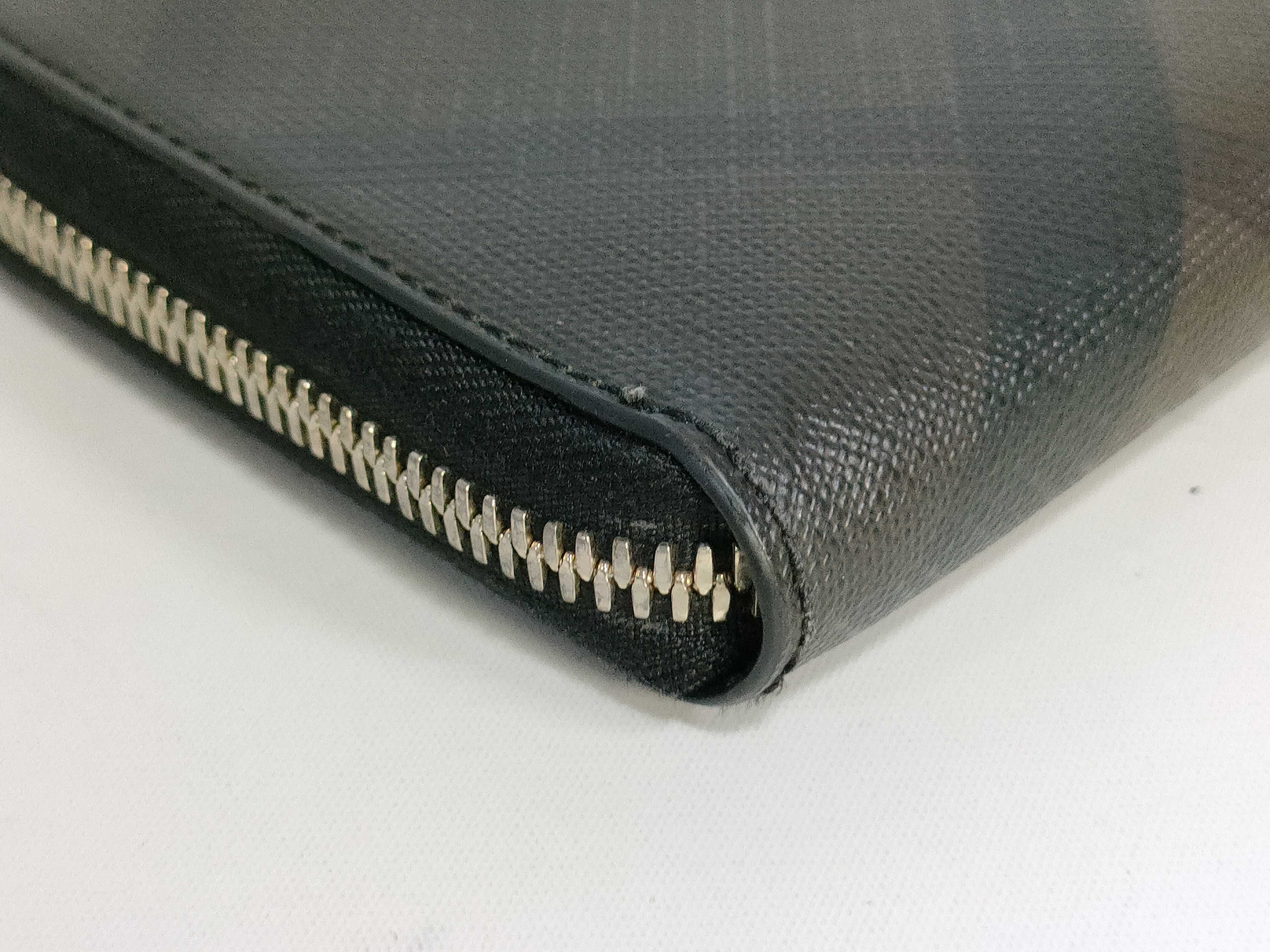 Round Zip Long Wallet PVC Wallet — view 4