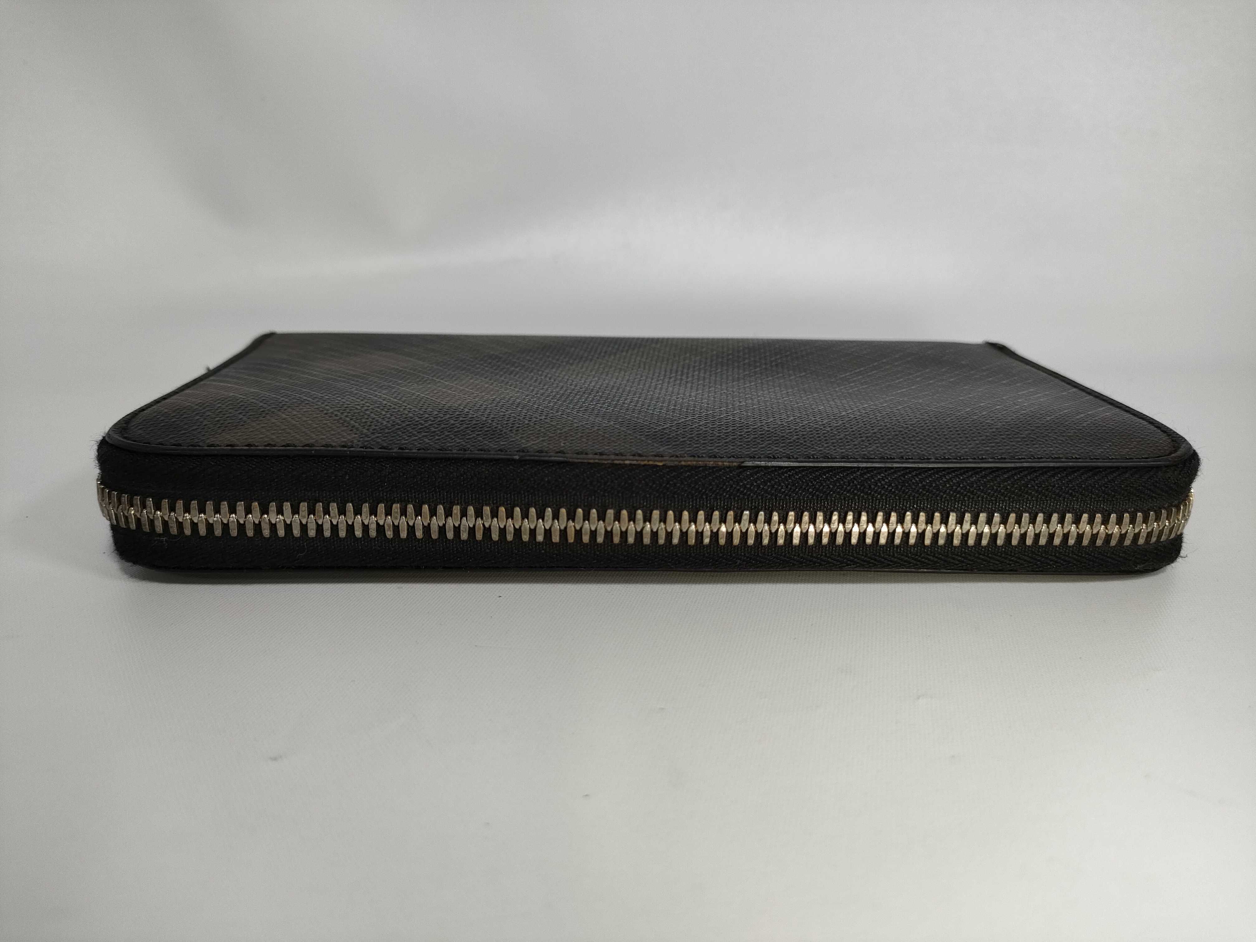 Round Zip Long Wallet PVC Wallet — view 7