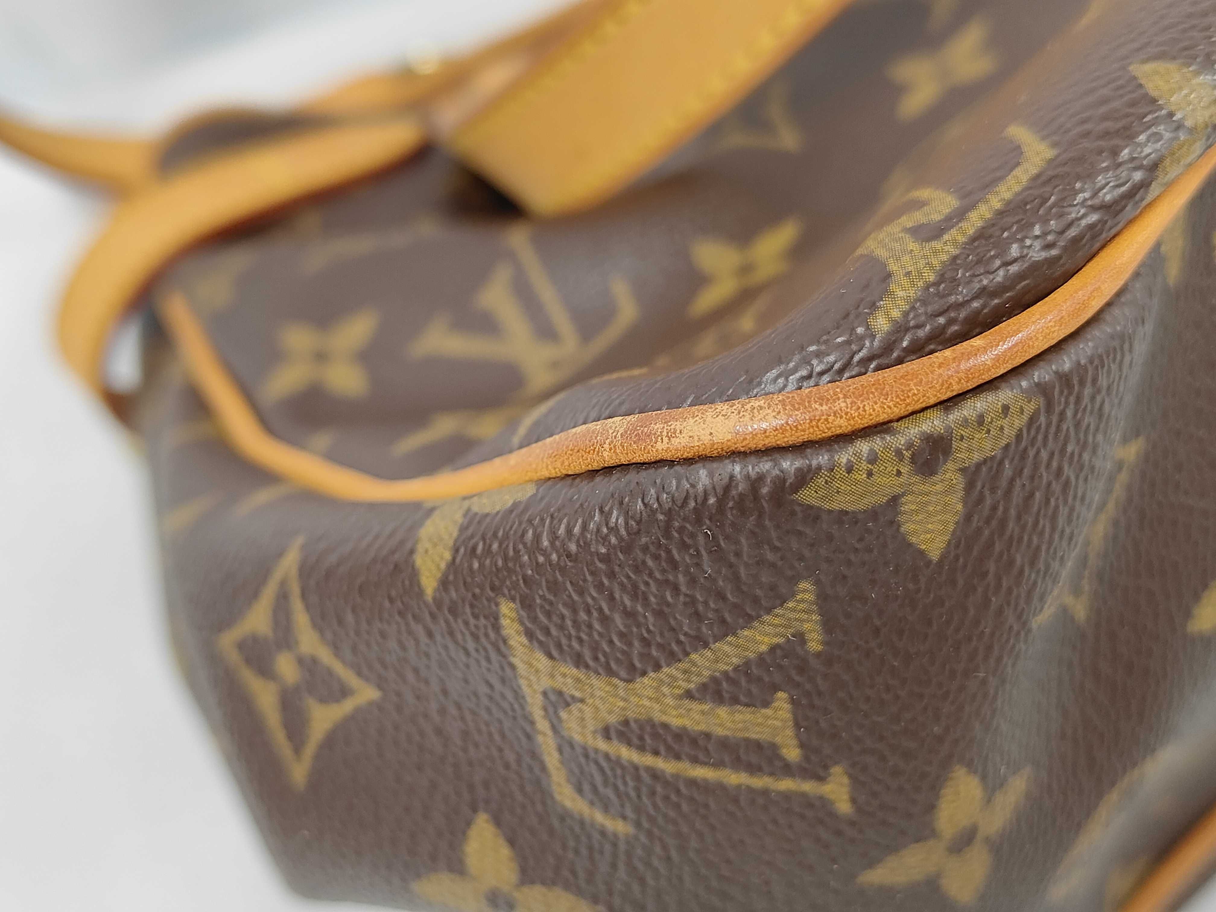 Monogram M51154 Batignolles Horizontal Tote Bag — view 4