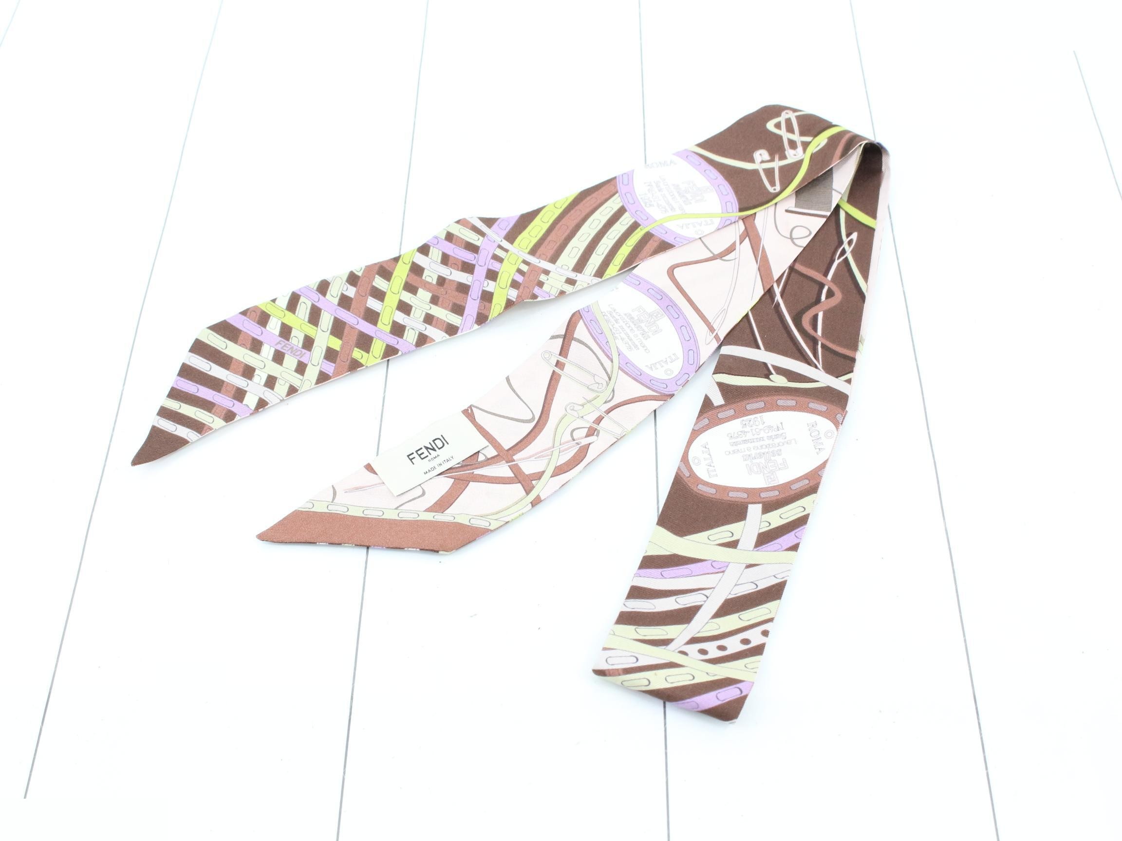 Other lines: Small items, accessories, scarves — view 2