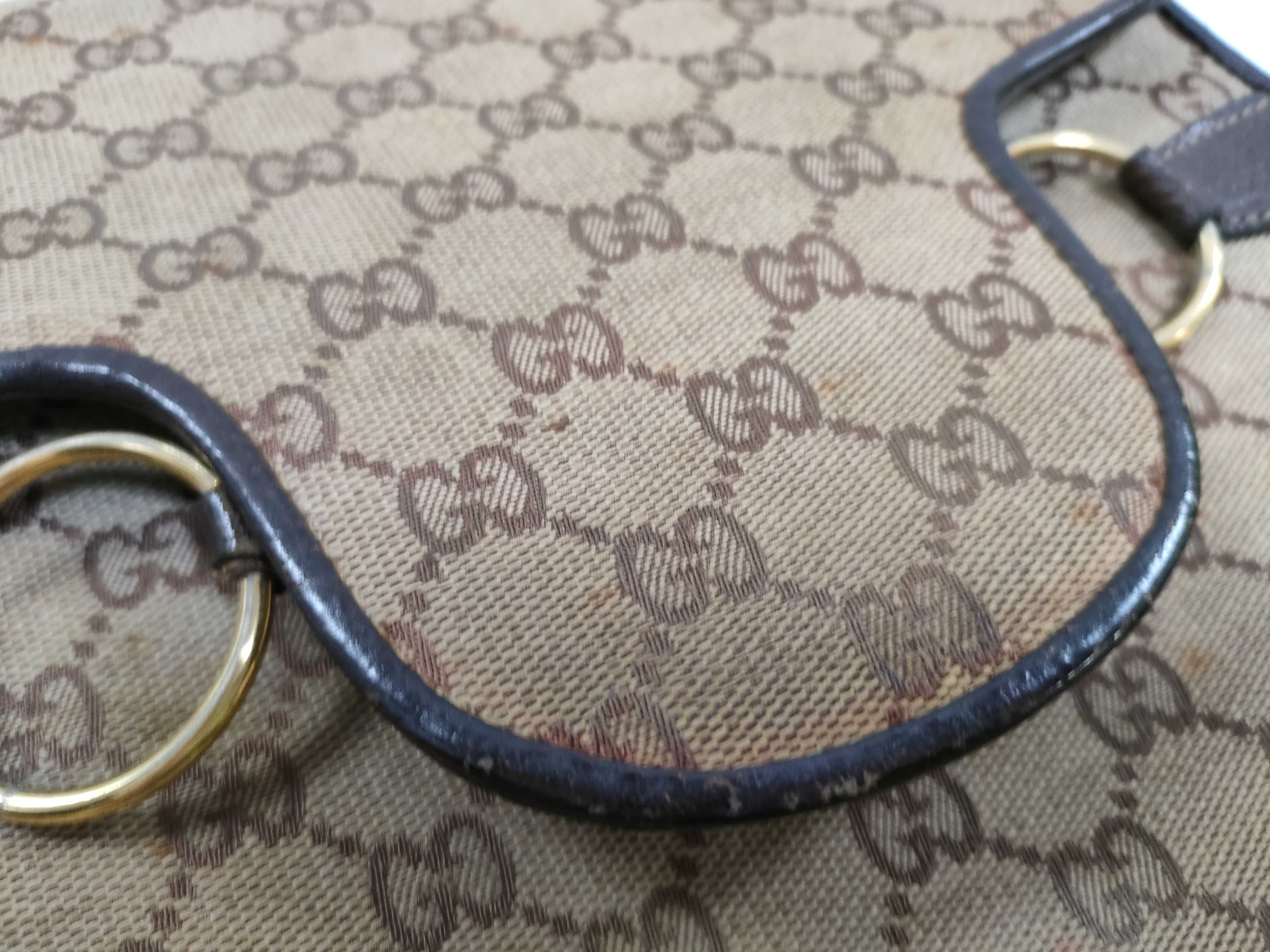 GG Canvas Shoulder Bag — view 14