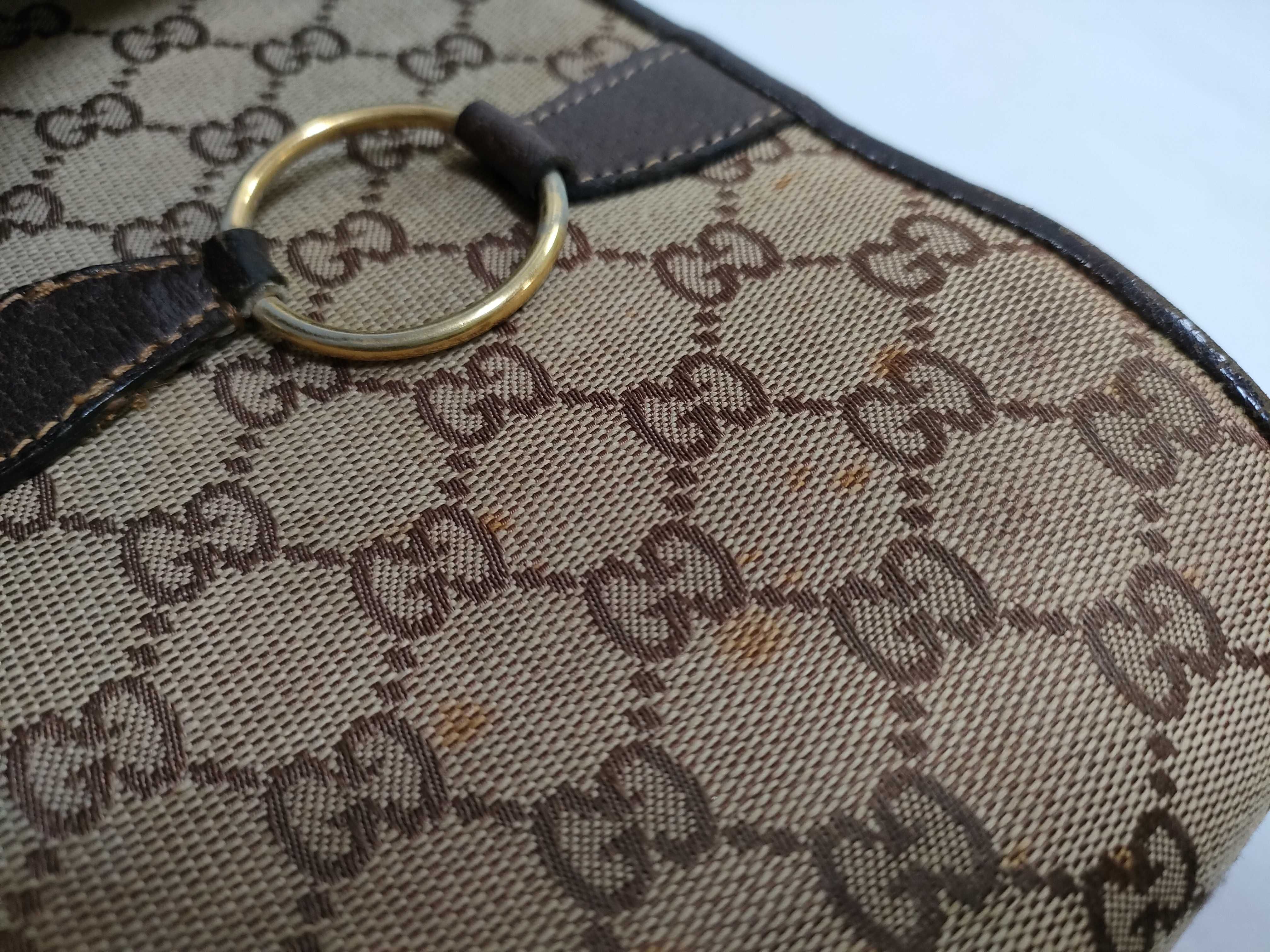 GG Canvas Shoulder Bag — view 15