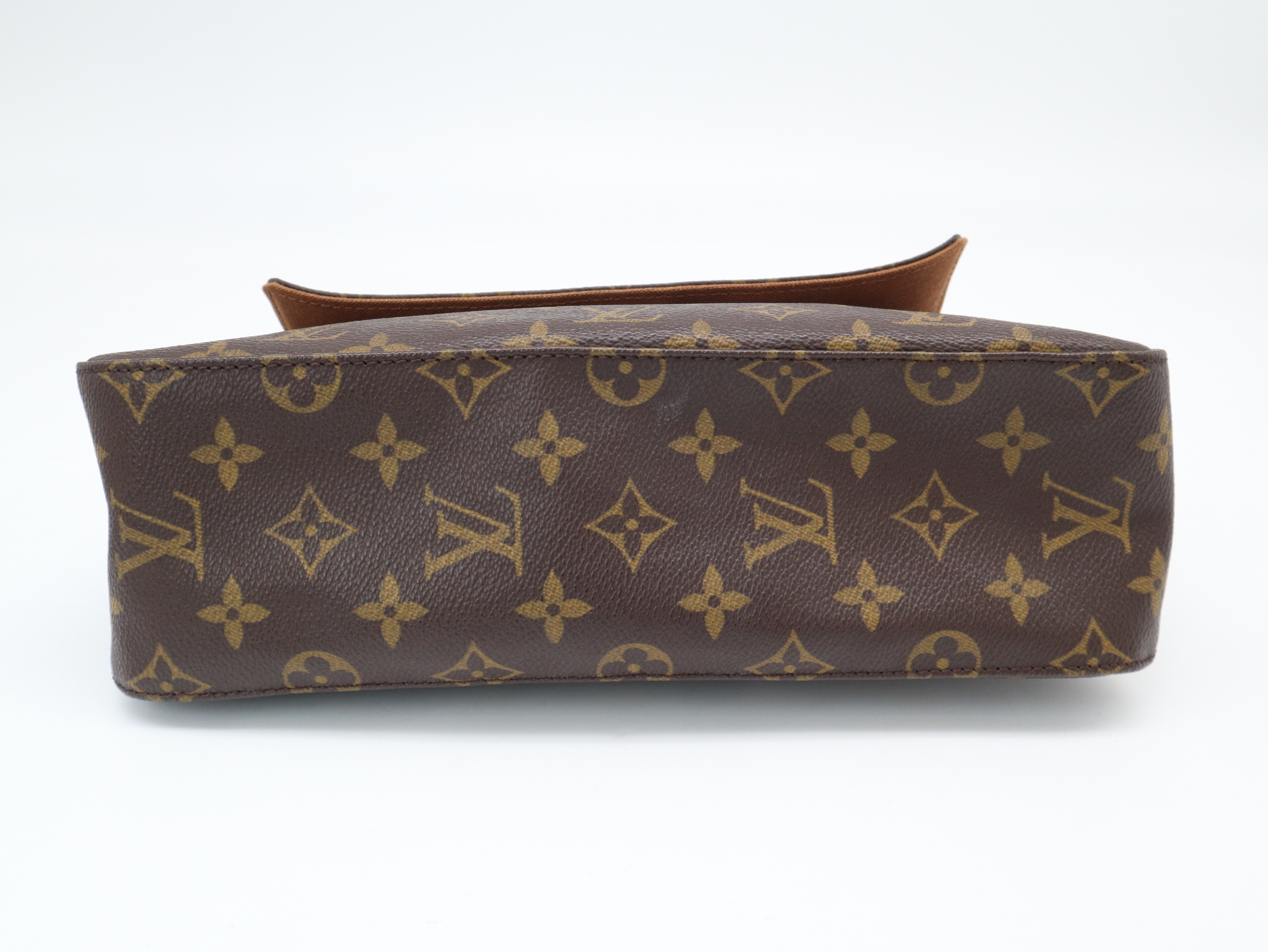 M51147 Monogram Mini Looping Shoulder Bag — view 5
