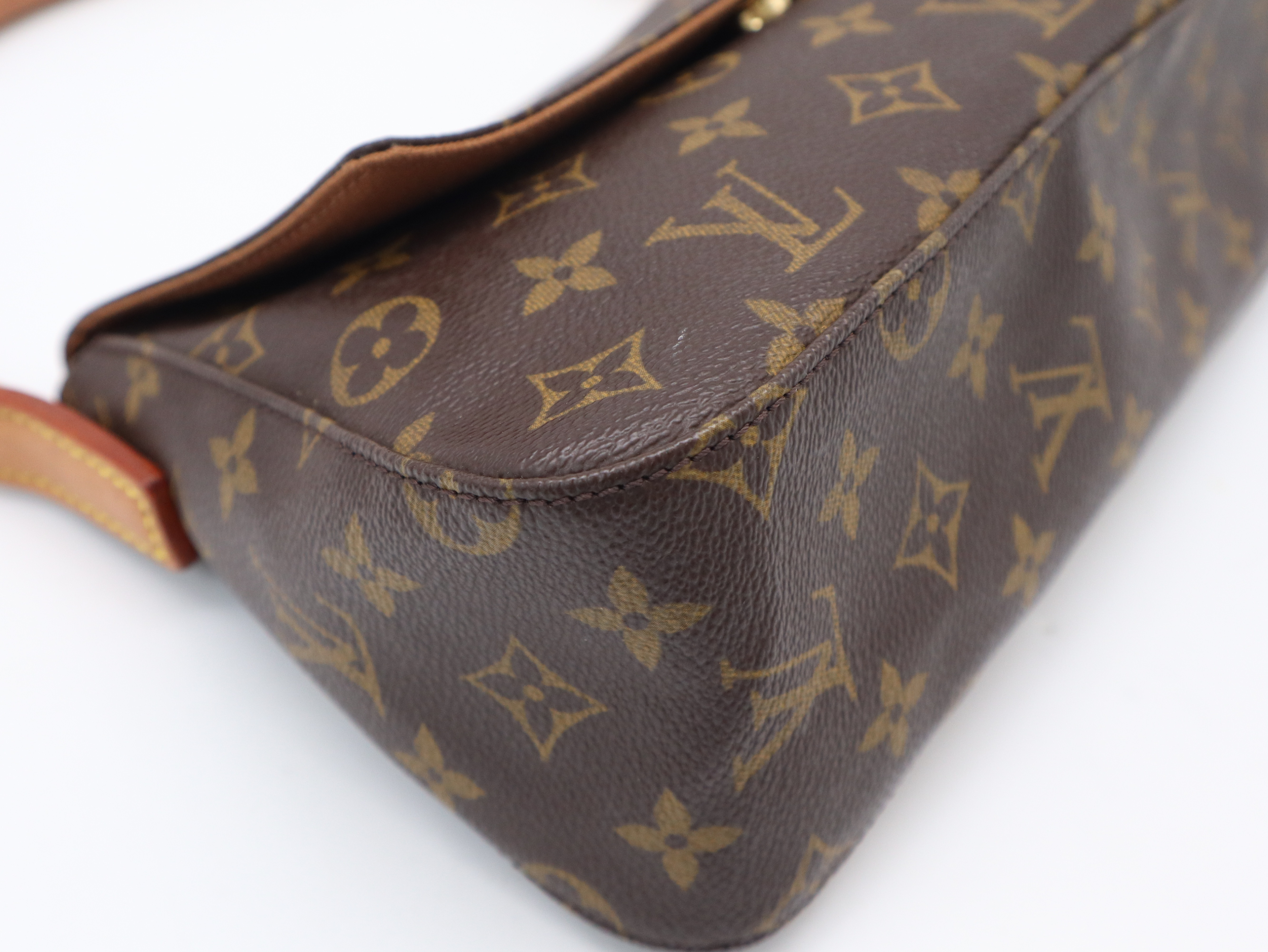 M51147 Monogram Mini Looping Shoulder Bag — view 7