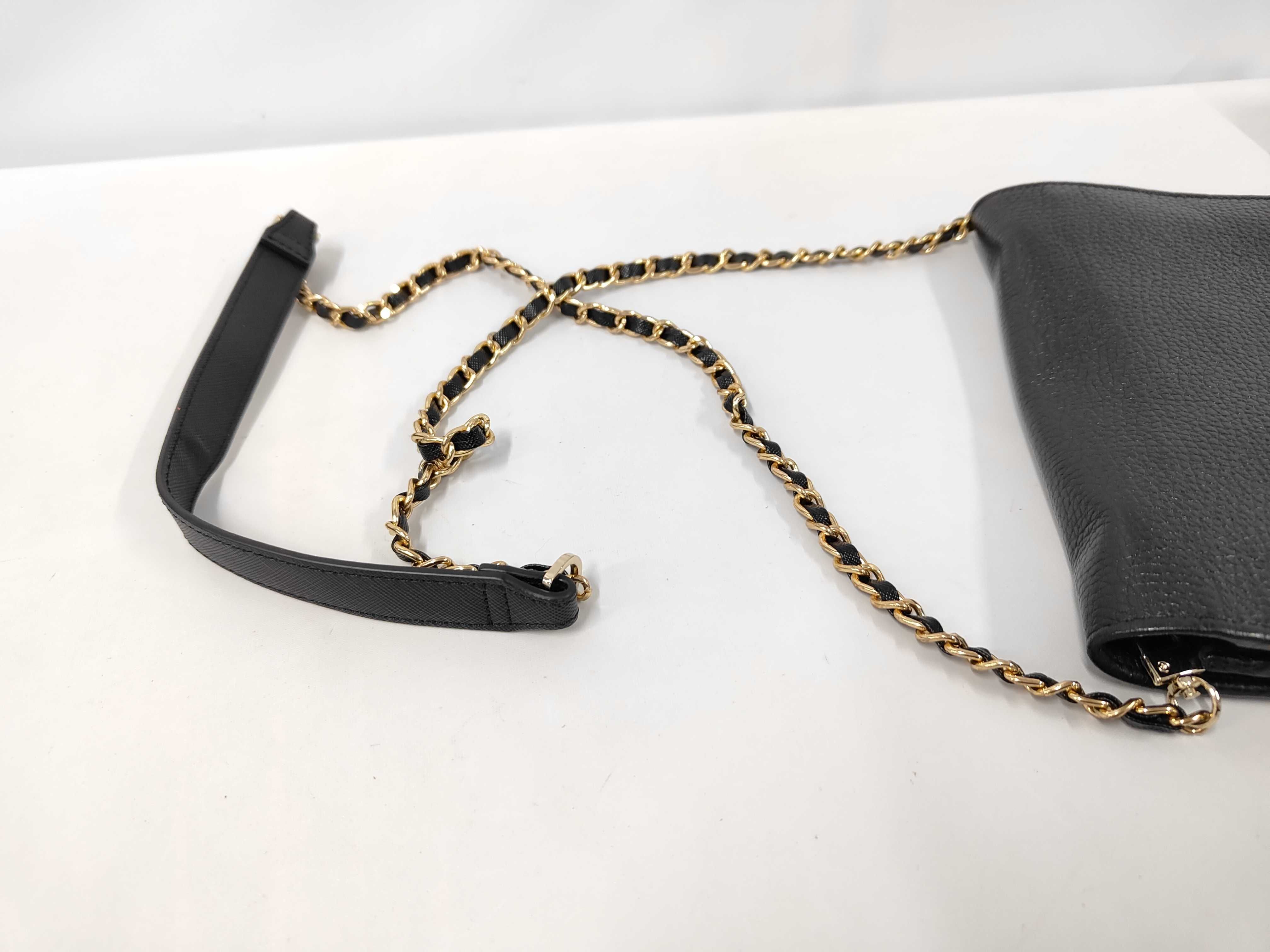 Soho Chain Wallet Shoulder Bag (Excellent Condition) — view 5