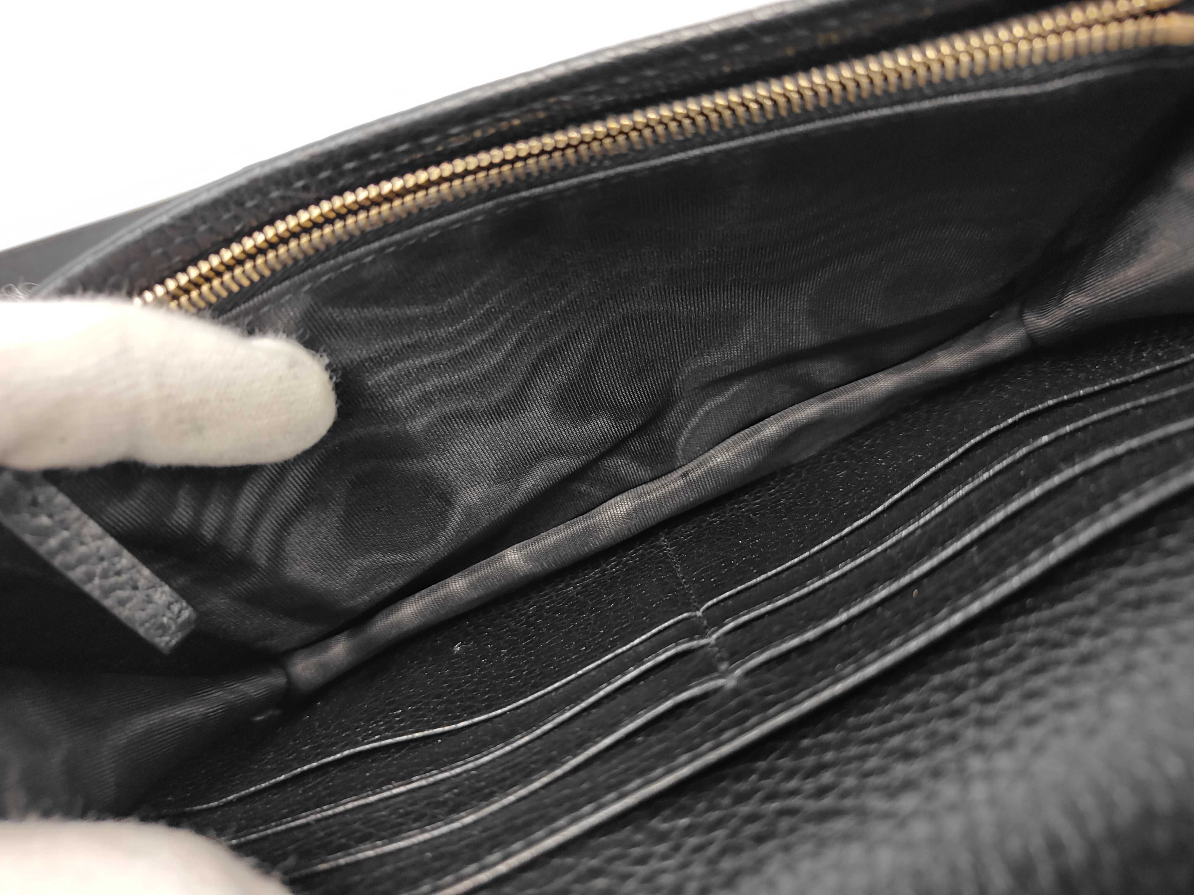 Soho Chain Wallet Shoulder Bag (Excellent Condition) — view 9