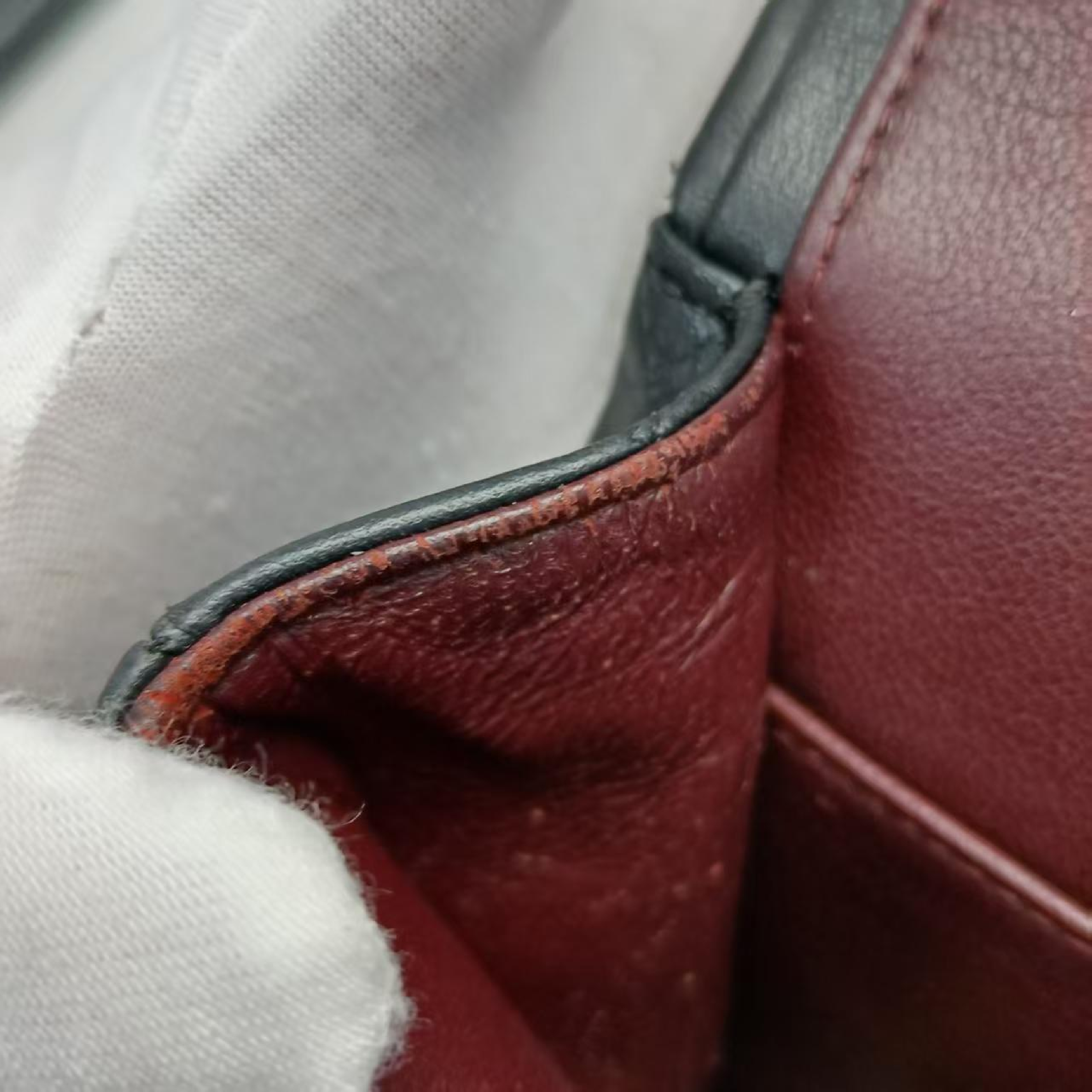 Classic Flap Lambskin Shoulder Bag Serial Number 12 Shoulder Bag — view 14