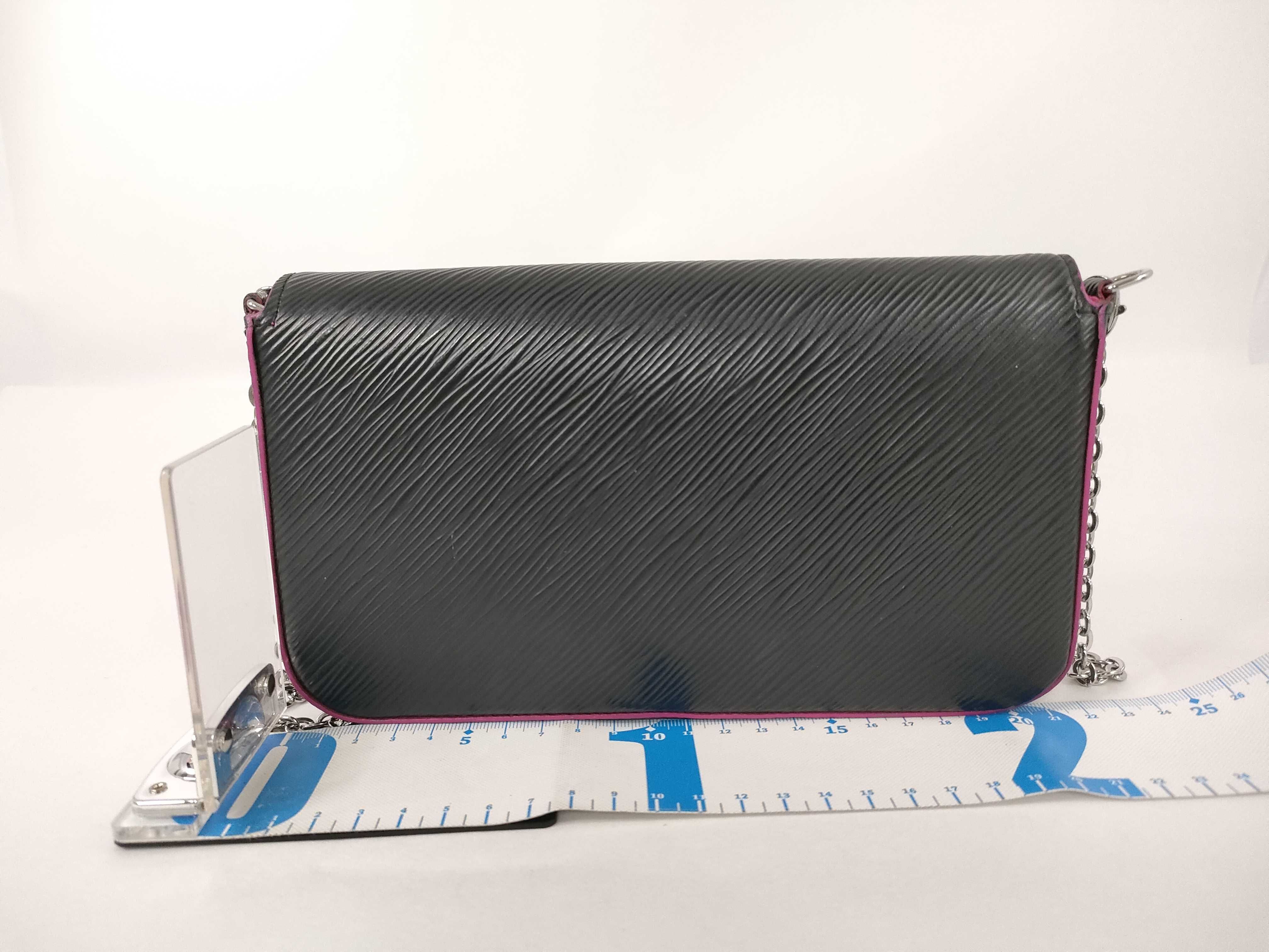 Epi Leather Pochette Felicie Epi Leather Noir Hot Pink Chain Shoulder Bag — view 2