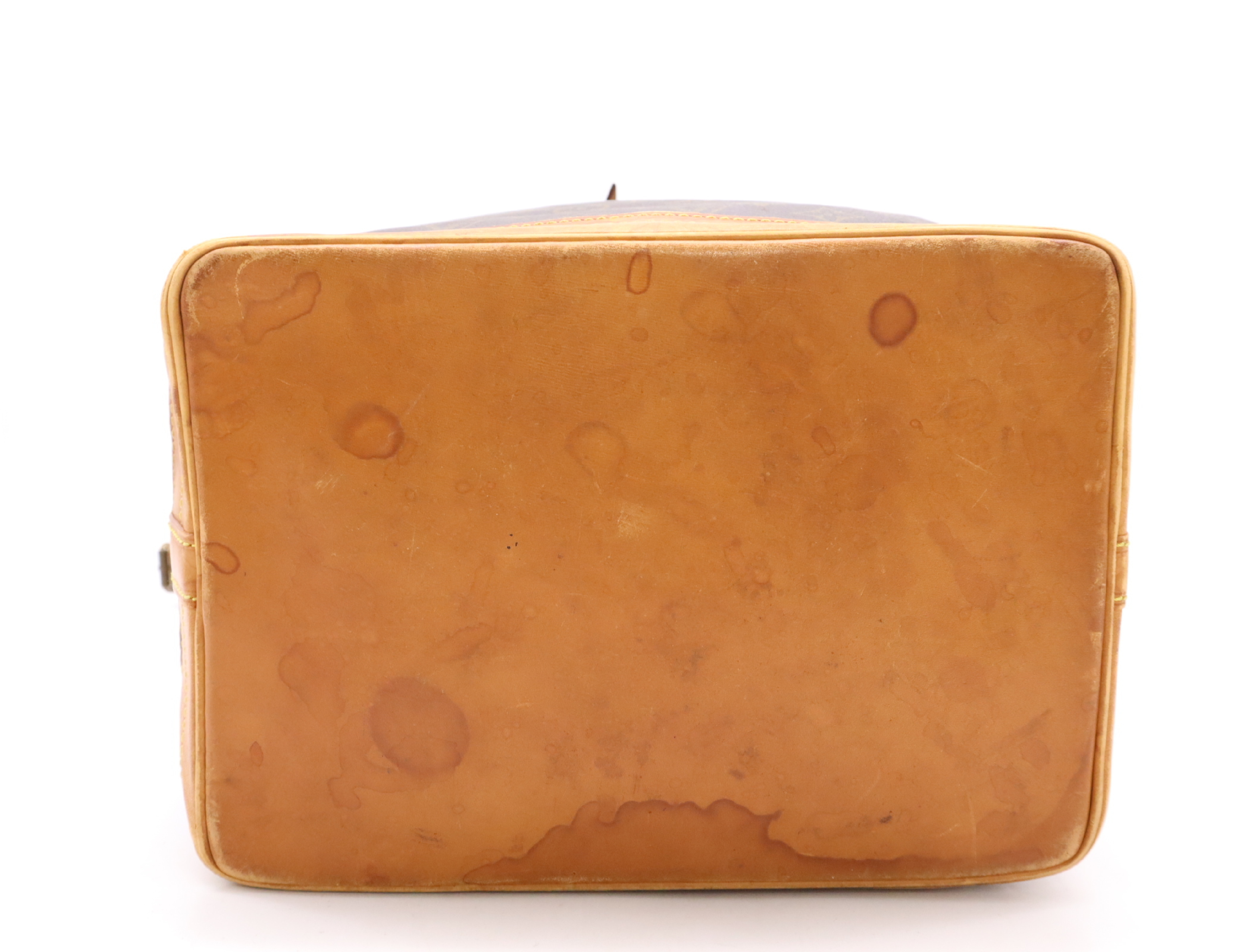 M42224 Monogram Noe Shoulder Bag — view 4